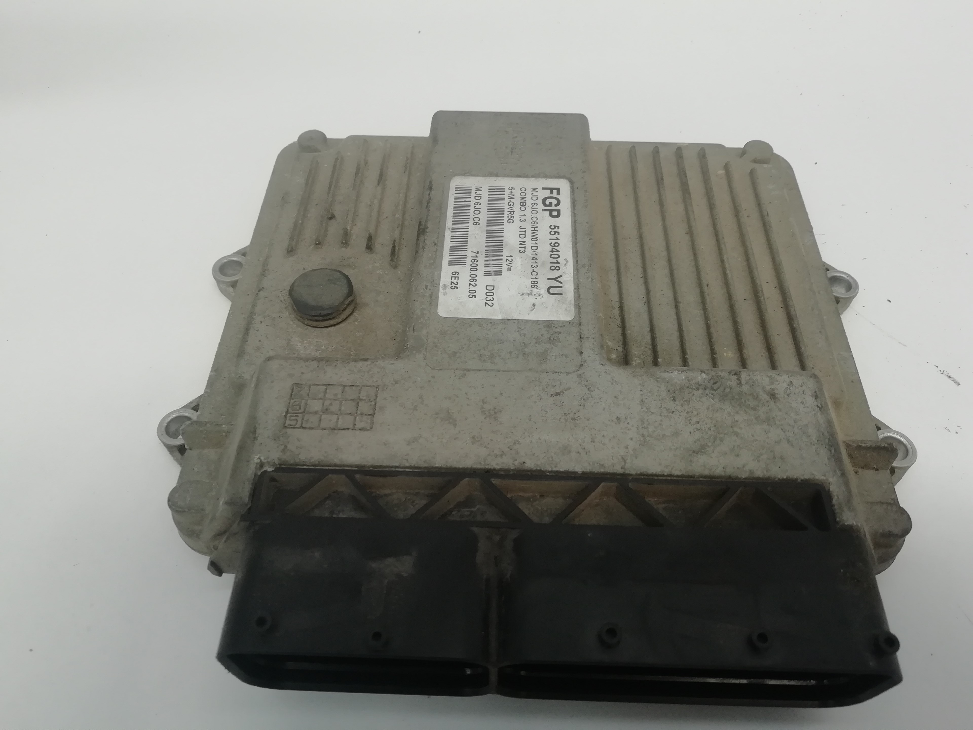 OPEL Combo C (2001-2011) Engine Control Unit ECU 55194018YU, MJD6J0C6 21465033