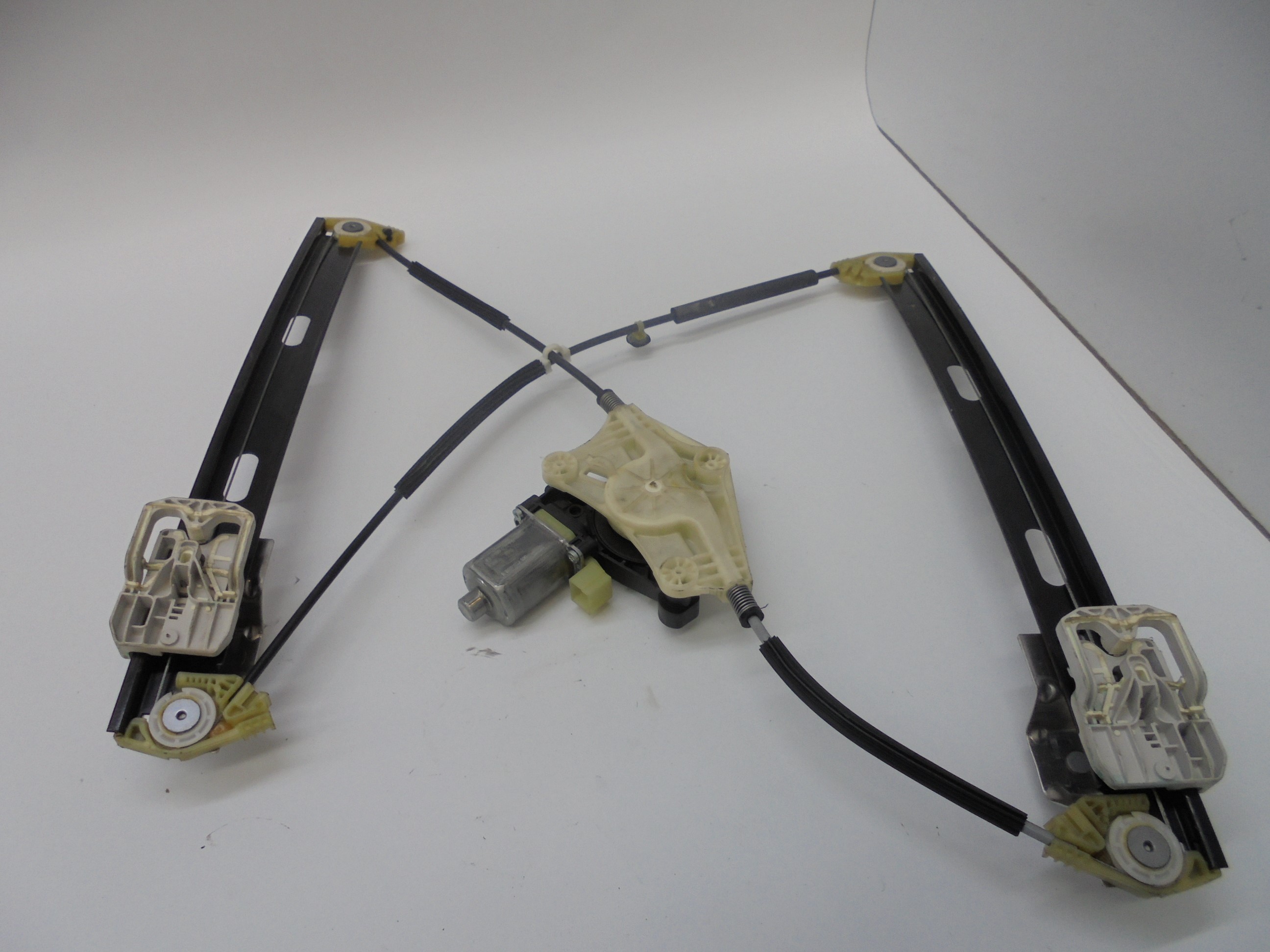 SEAT Toledo 3 generation (2004-2010) Front Right Door Window Regulator 5F4837462D 18518008