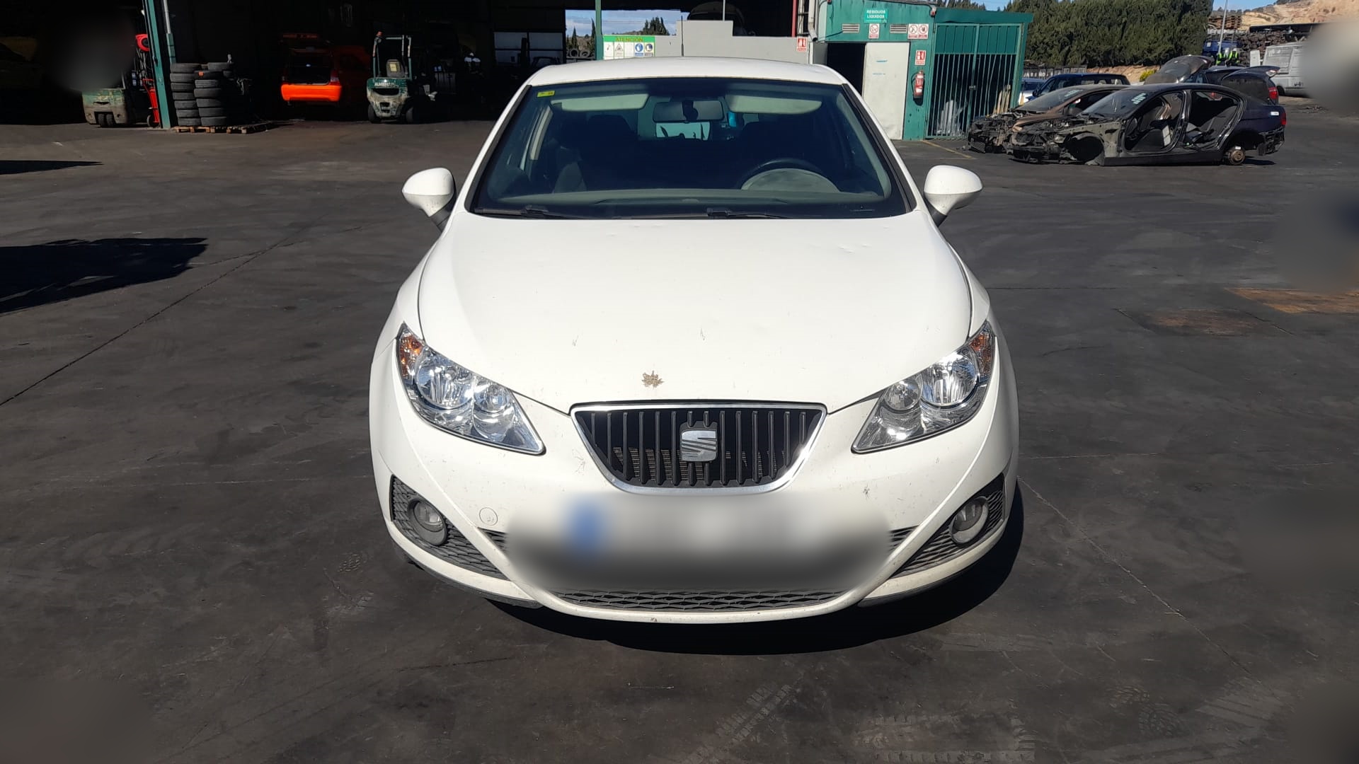 SEAT Ibiza 4 generation (2008-2017) Дверь передняя левая 6J3831055 25209807