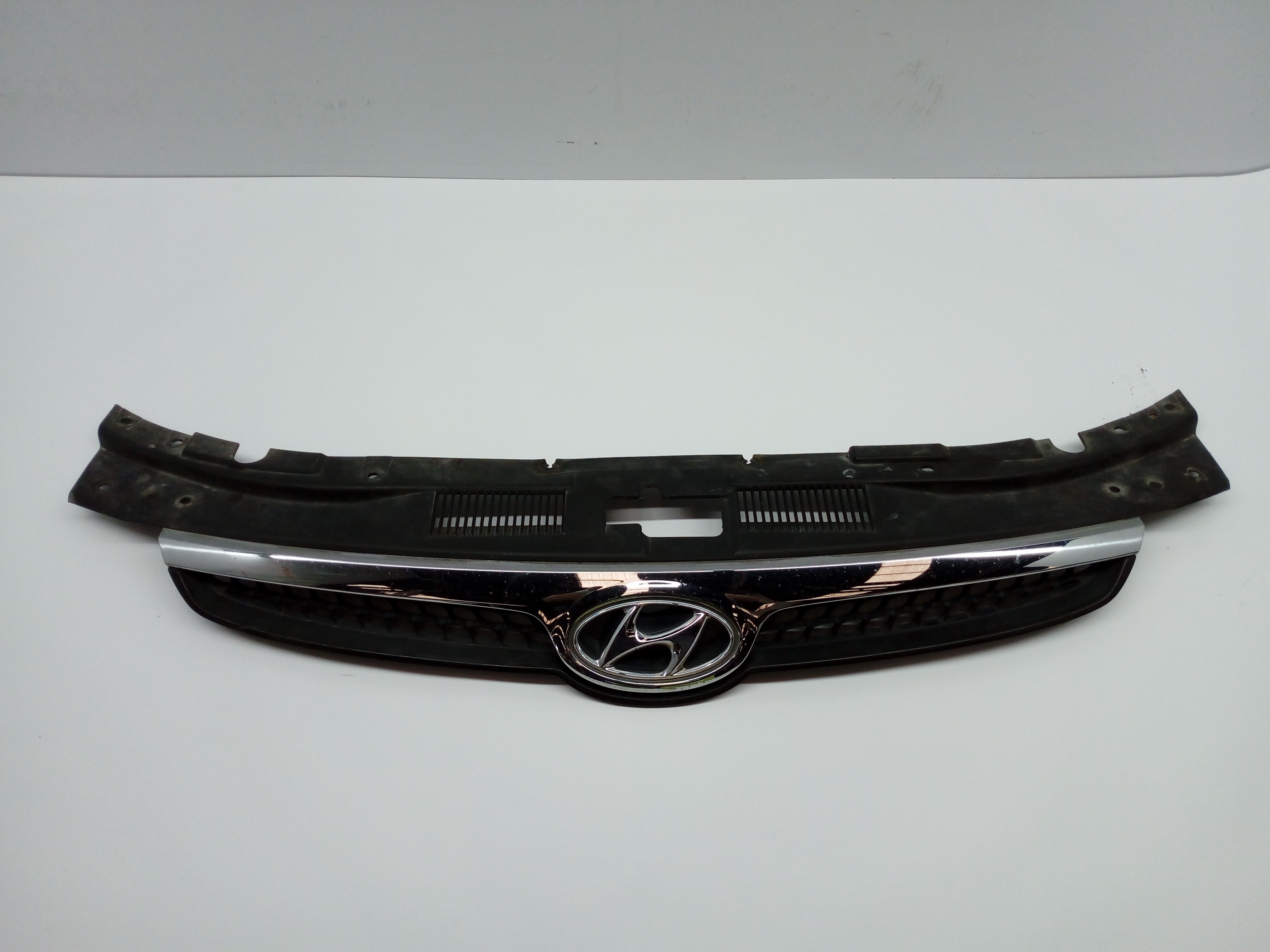 HYUNDAI i30 FD (1 generation) (2007-2012) Priekinės radiatoriaus grotelės 863512L000 18663198