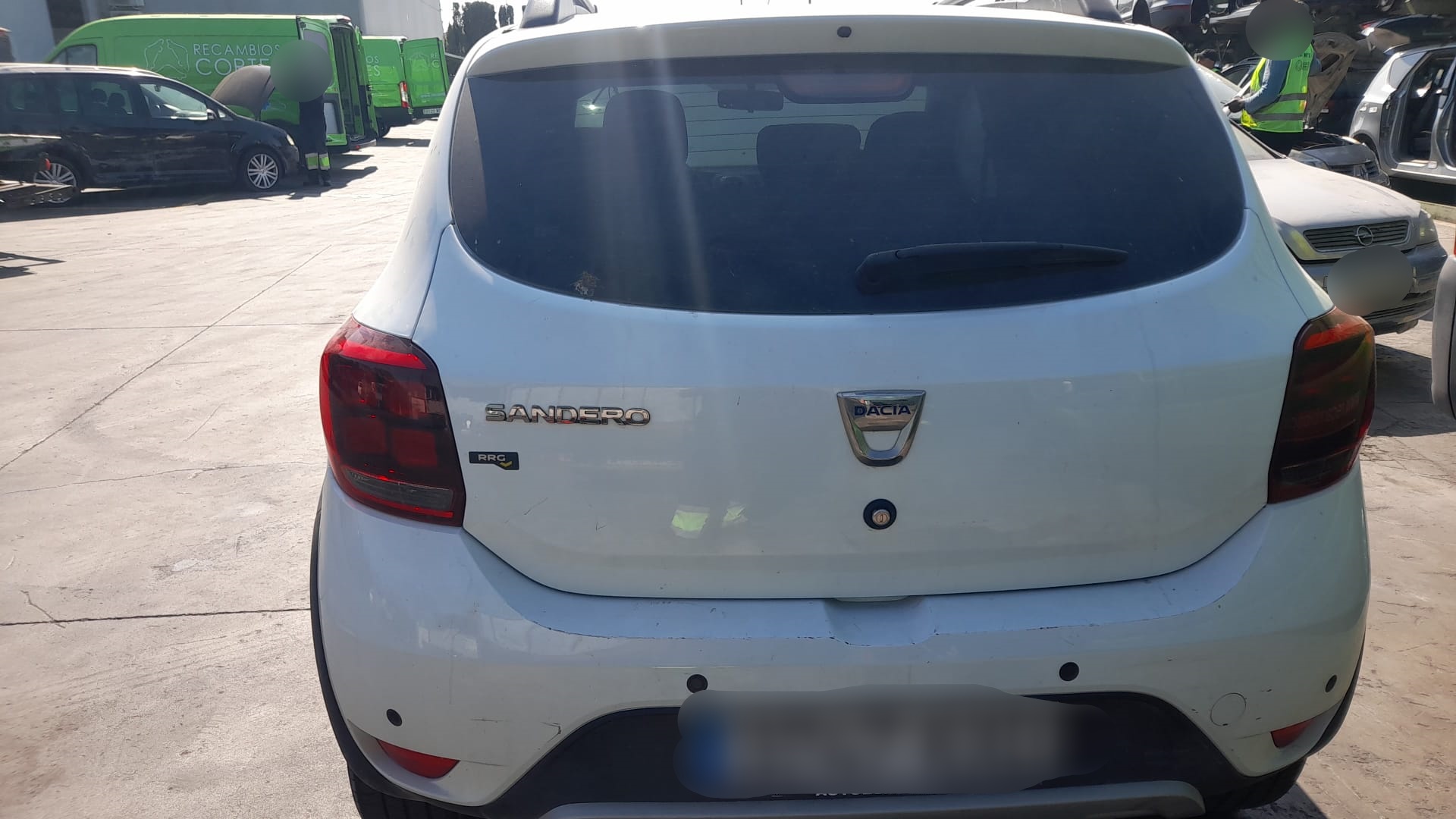 DACIA Sandero 2 generation (2013-2020) Заключване на предна дясна врата 805026816R 25169953