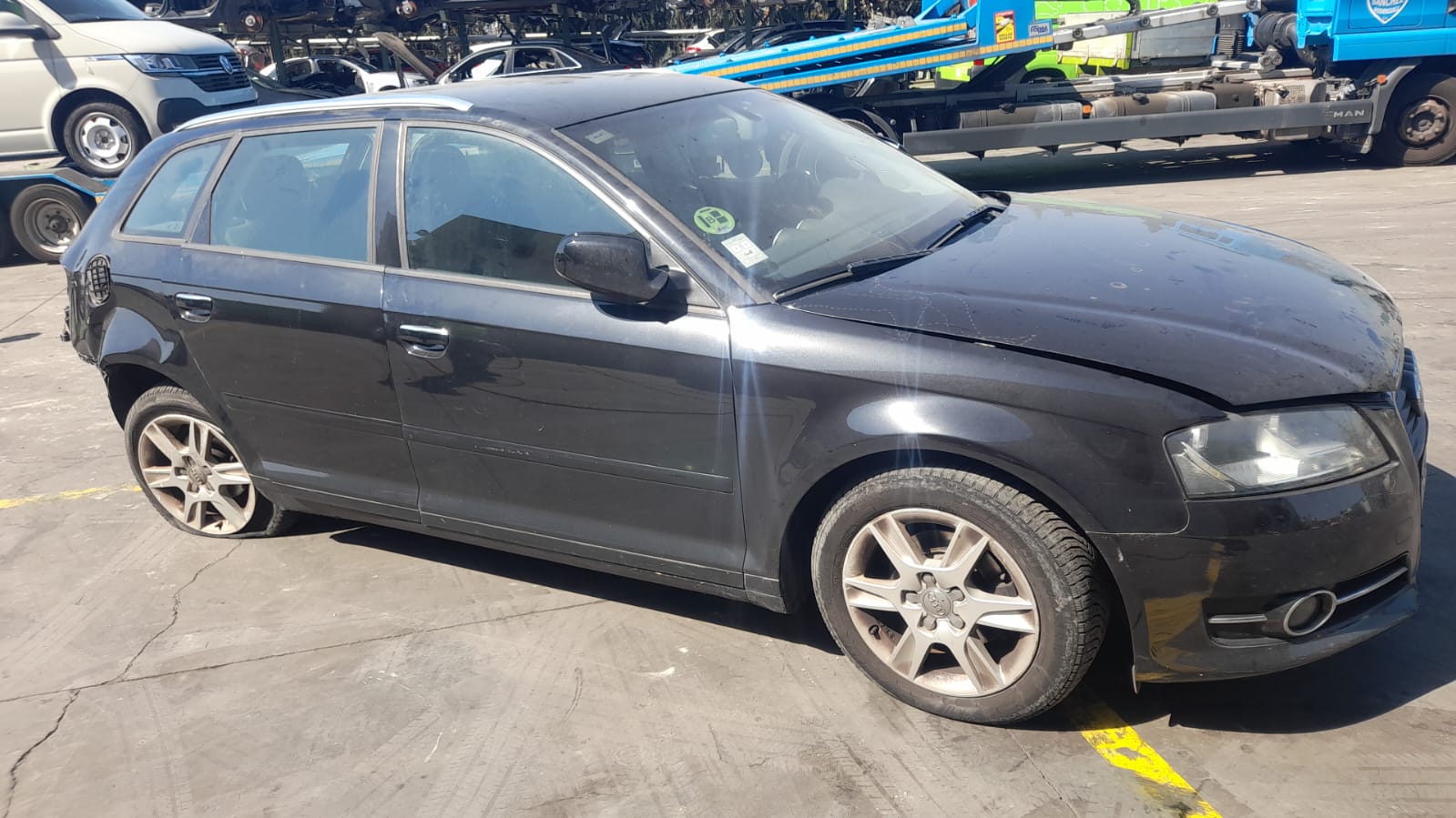 AUDI A3 8P (2003-2013) Galinės dešinės durys 8P4833052A 25755512