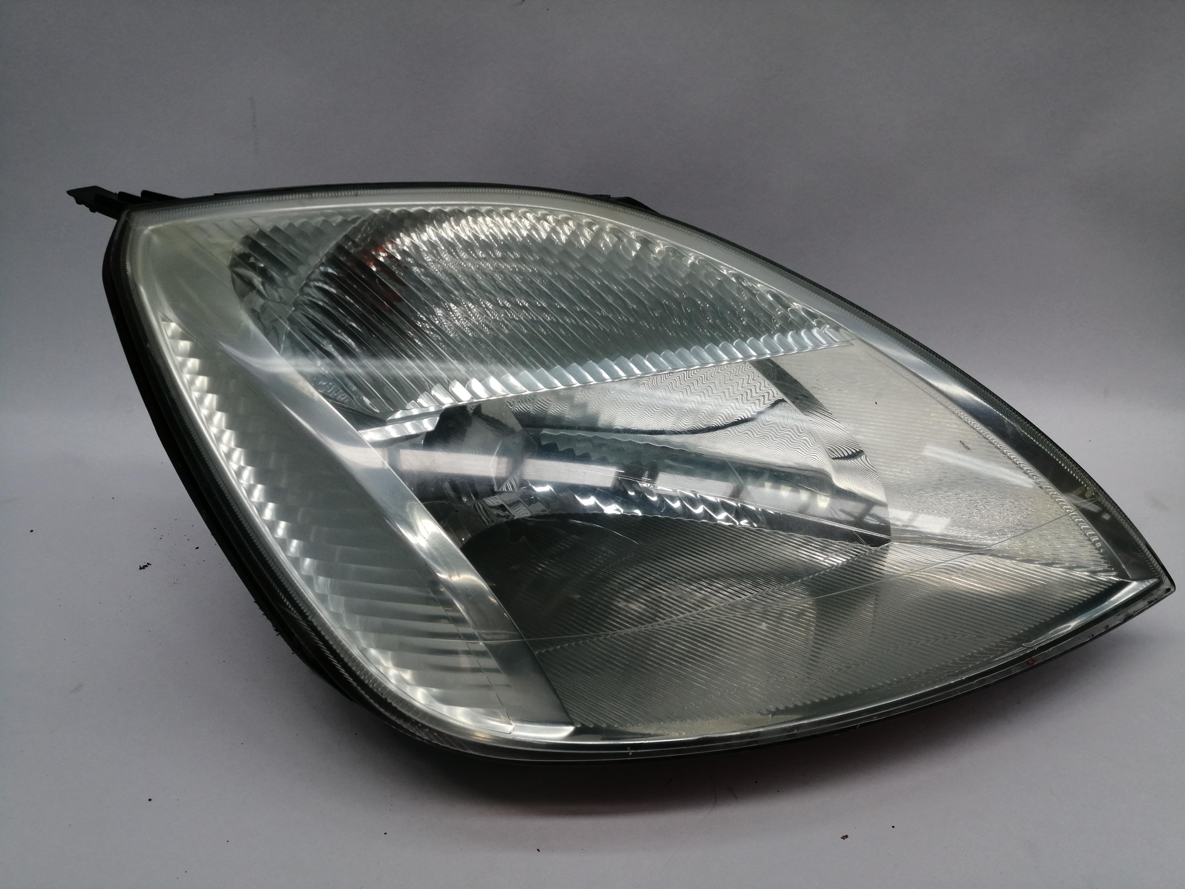 FORD 1 generation (2010-2024) Front Right Headlight 1320348 25058638