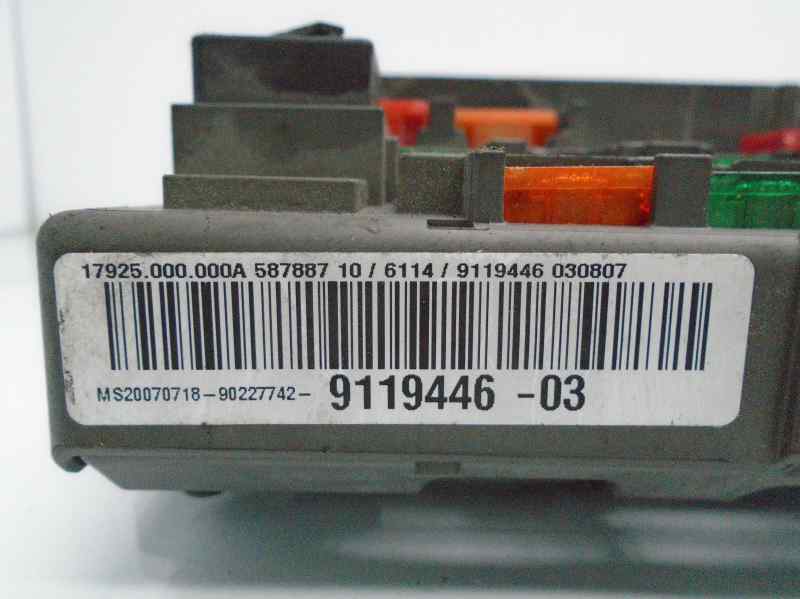 BMW 3 Series E90/E91/E92/E93 (2004-2013) Fuse Box 911944603 18462916