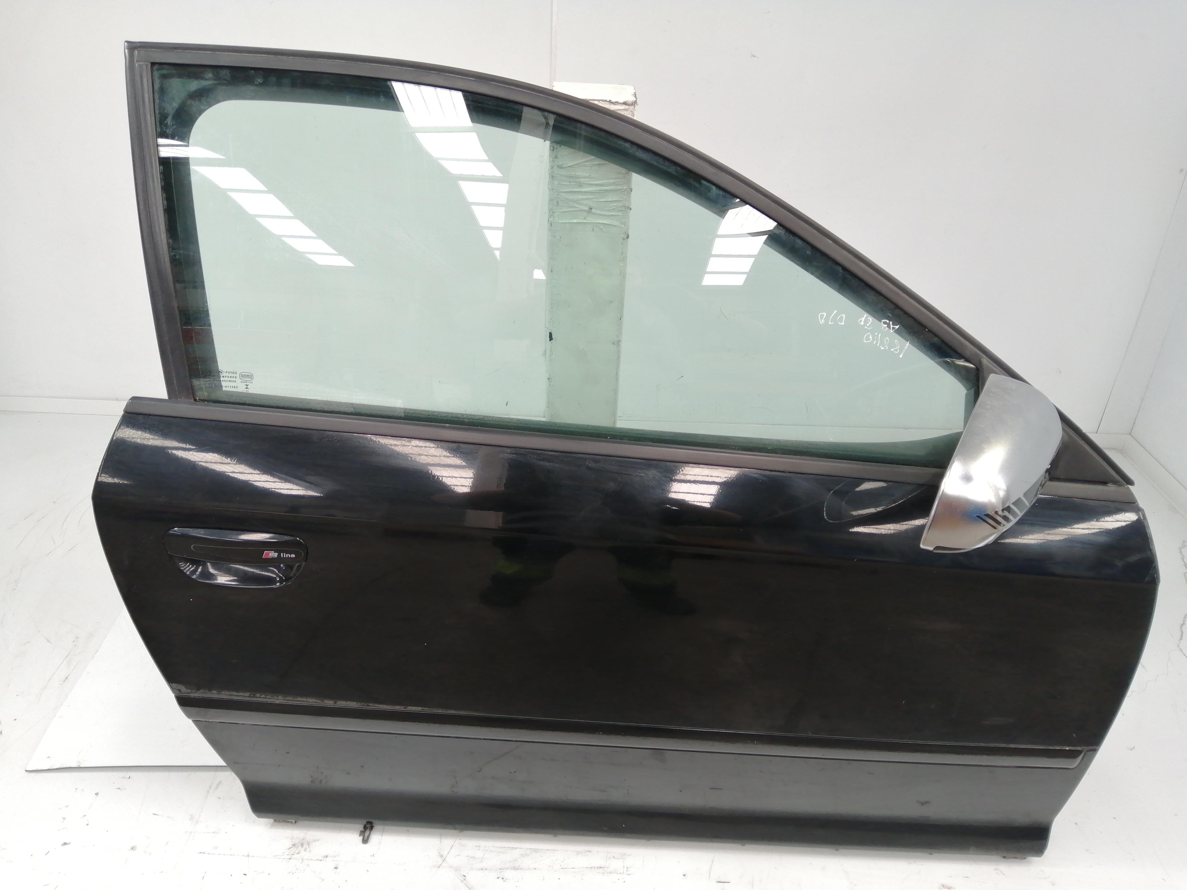 AUDI A3 8P (2003-2013) Front Right Door 8P3831052D 25125663