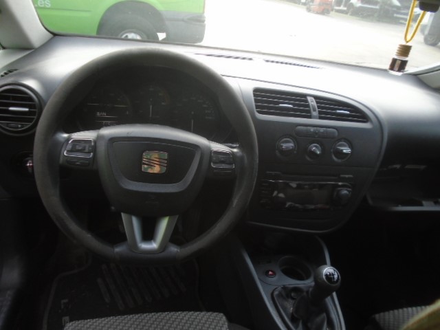 SEAT Leon 2 generation (2005-2012) Усилитель переднего бампера 1P0807109A 18546410