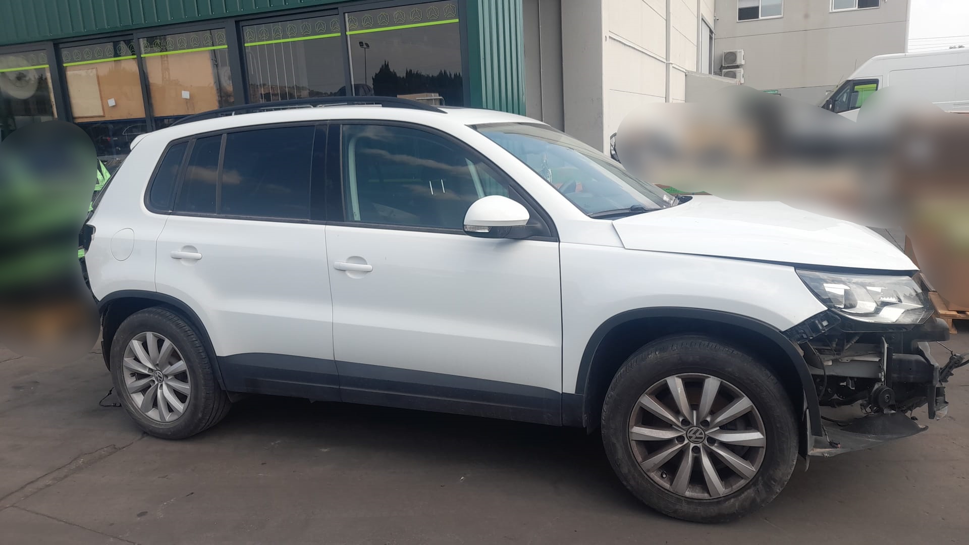 VOLKSWAGEN Tiguan 1 generation (2007-2017) Váltóáramú generátor 03L903023L 26876652