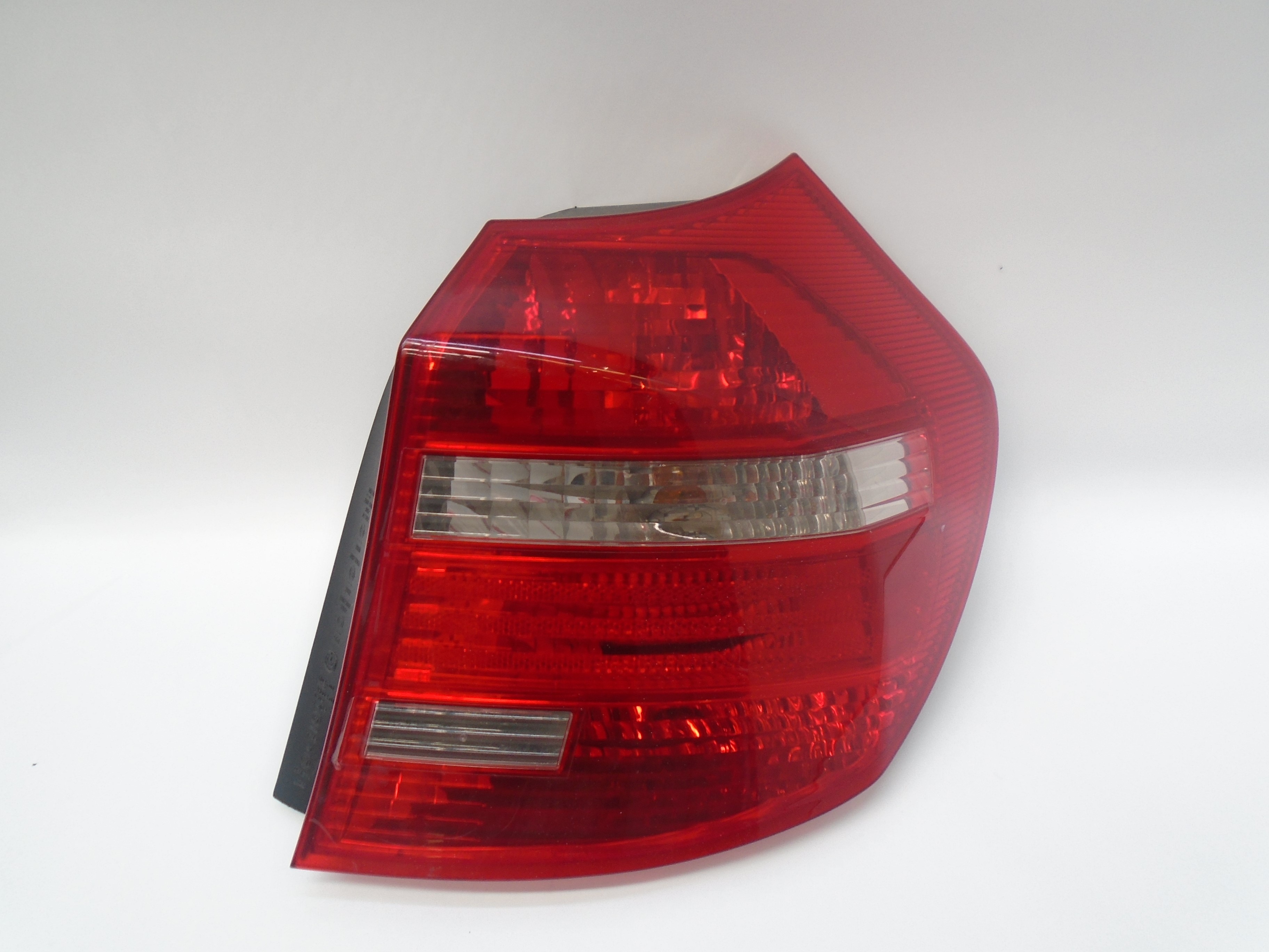 BMW 1 Series E81/E82/E87/E88 (2004-2013) Rear Right Taillight Lamp 63217164956 25200775