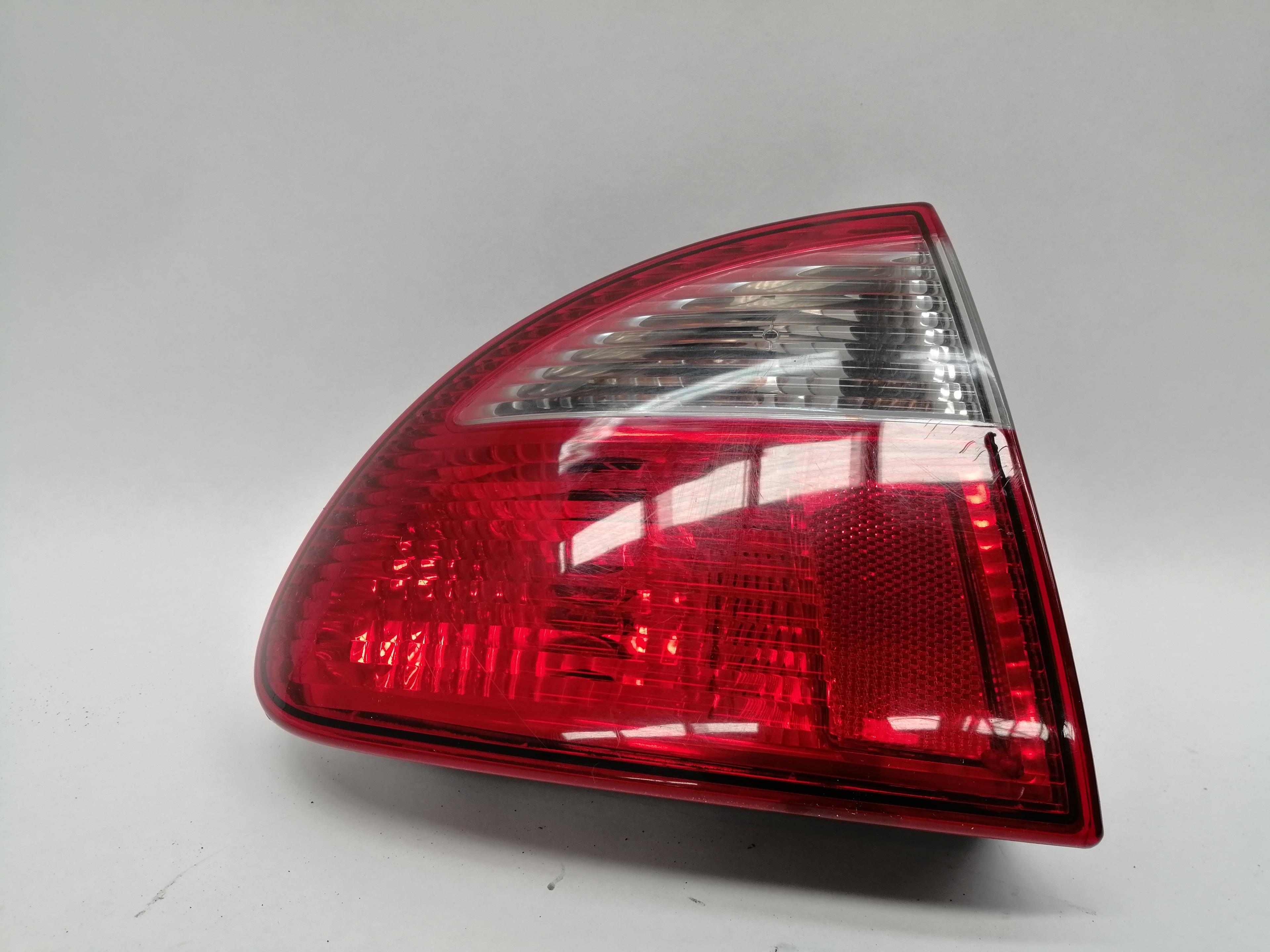 NISSAN Leon 1 generation (1999-2005) Rear Left Taillight 1M6945111 25267763