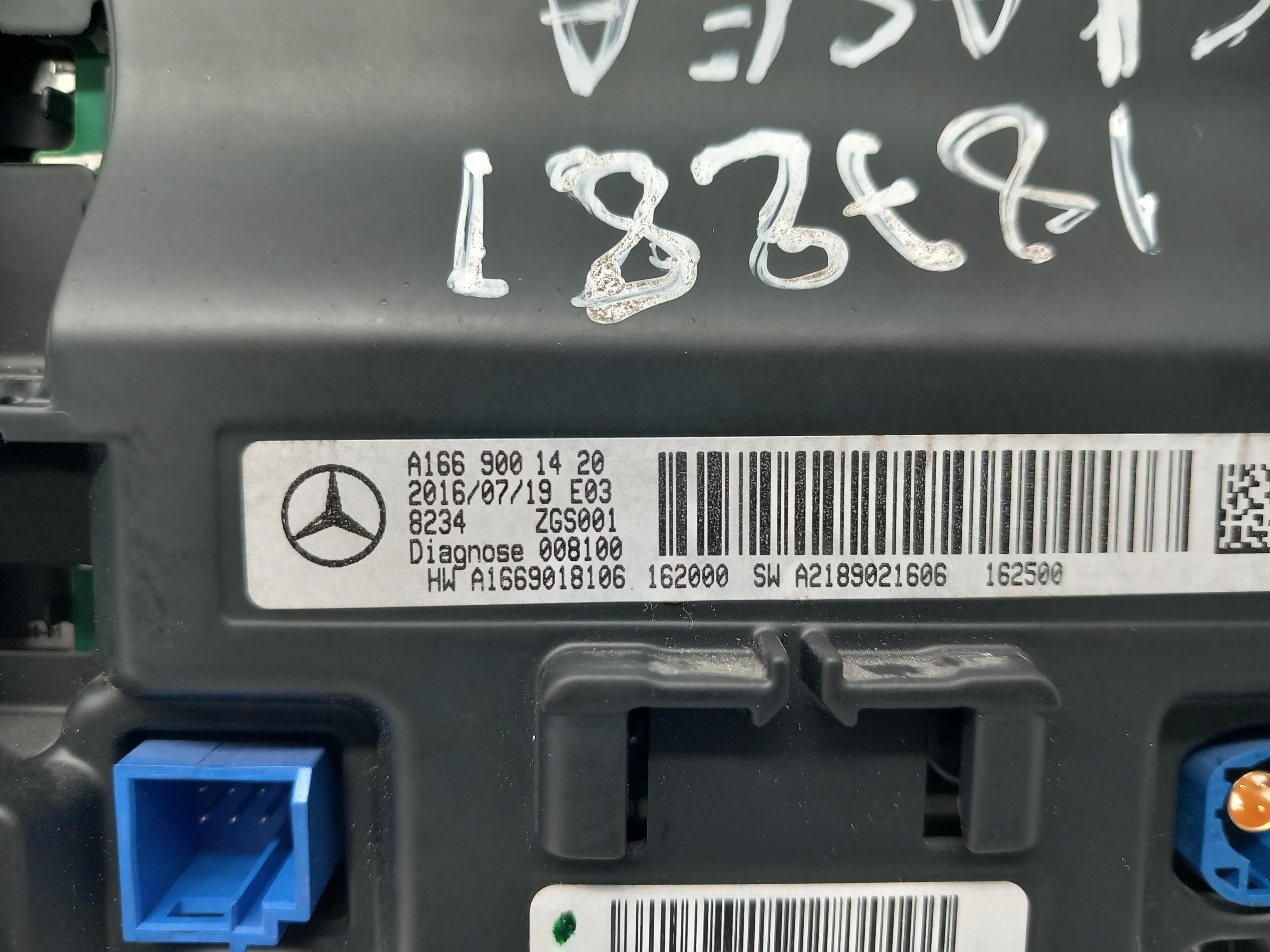 MERCEDES-BENZ A-Class W176 (2012-2018) Другие внутренние детали A1669000115 25196398