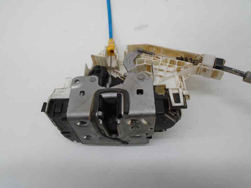 MERCEDES-BENZ B-Class W246 (2011-2020) Front Left Door Lock A1667200135 18488403