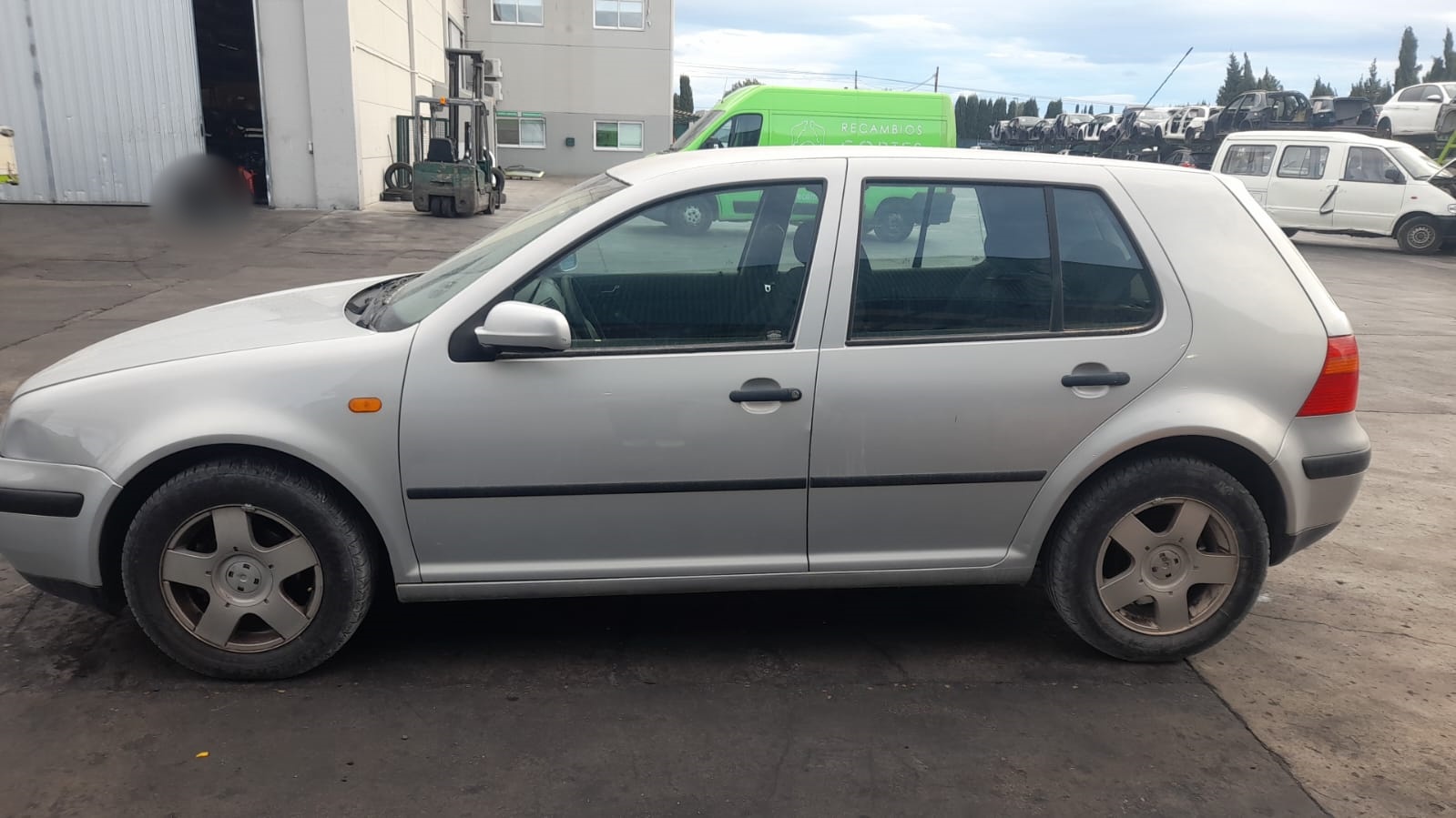 VOLKSWAGEN Golf 4 generation (1997-2006) Televīzors 1J0805588T 25186006