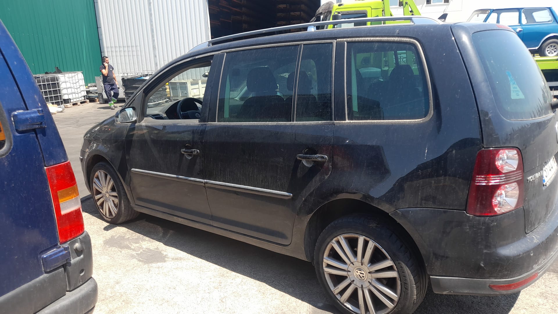 VOLKSWAGEN Touran 1 generation (2003-2015) Bal hátsó ajtó ablakvezérlő motorja 5K0959703A 18564669