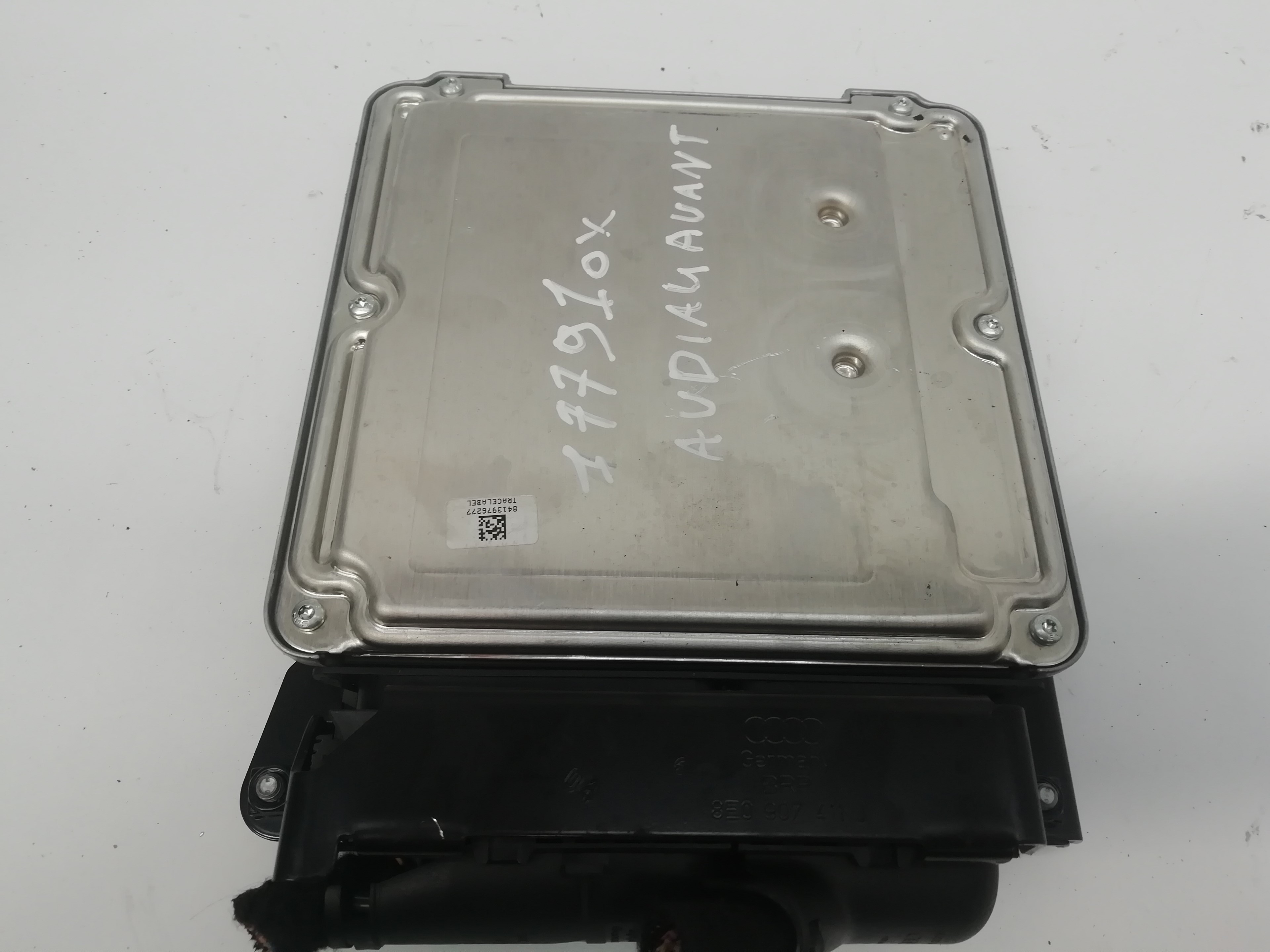 AUDI A4 B7/8E (2004-2008) Motorstyrenhet ECU 03G906016LR, 0281013888 20199001