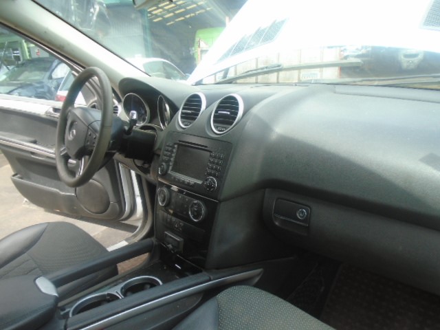 MERCEDES-BENZ M-Class W164 (2005-2011) Galinio dangčio (bagažinės) valytuvo varikliukas A2518200042 18514996