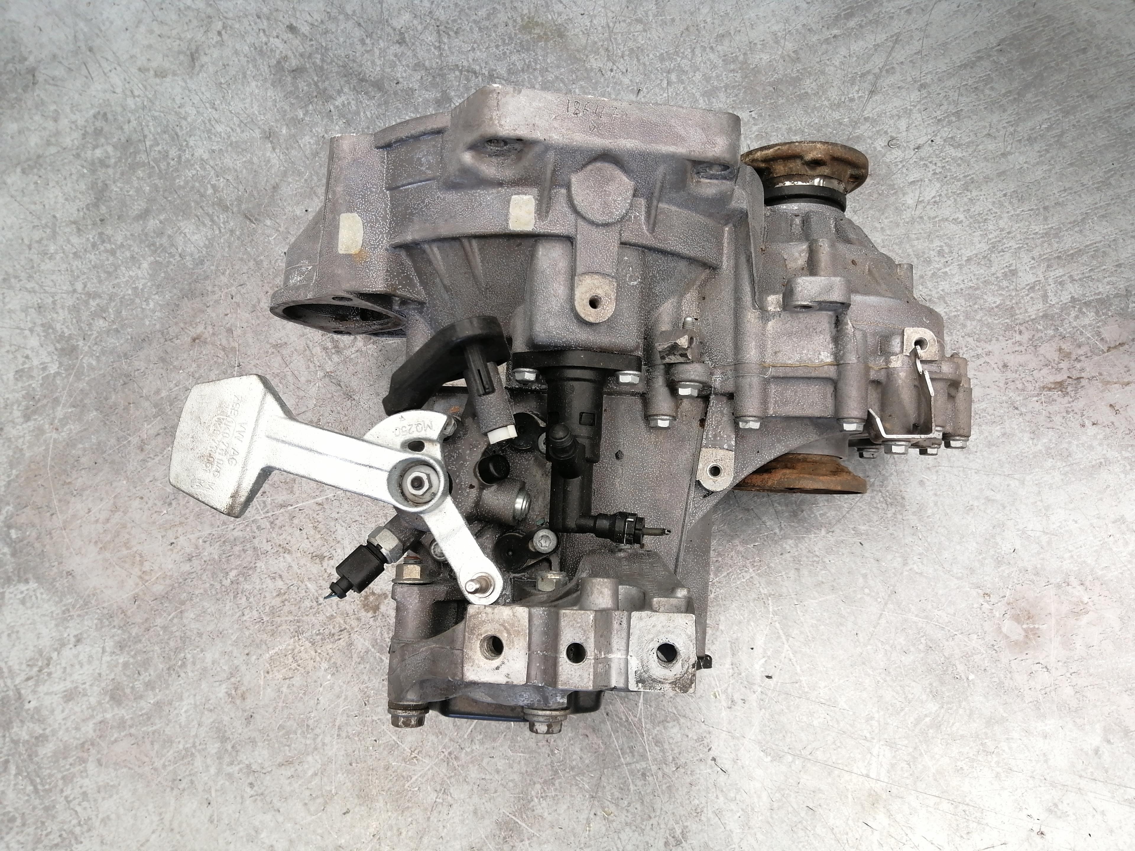 VOLKSWAGEN Passat B6 (2005-2010) Girkasse KJF 25199077