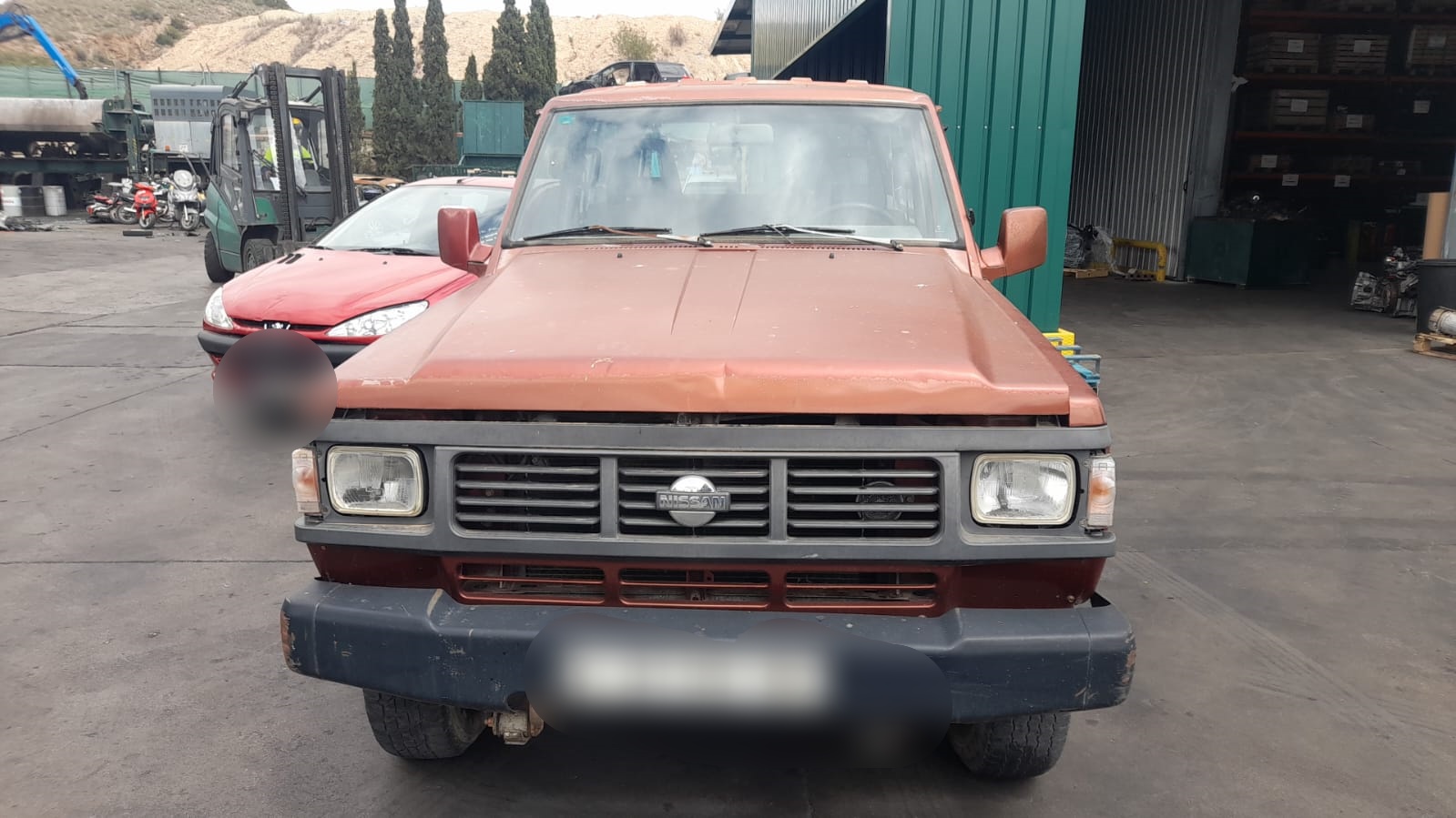 NISSAN Aizmugurējais stikls 25196081