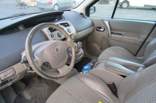 RENAULT Scenic 2 generation (2003-2010) Variklio kompiuteris 0281011275,8200305678 18408590