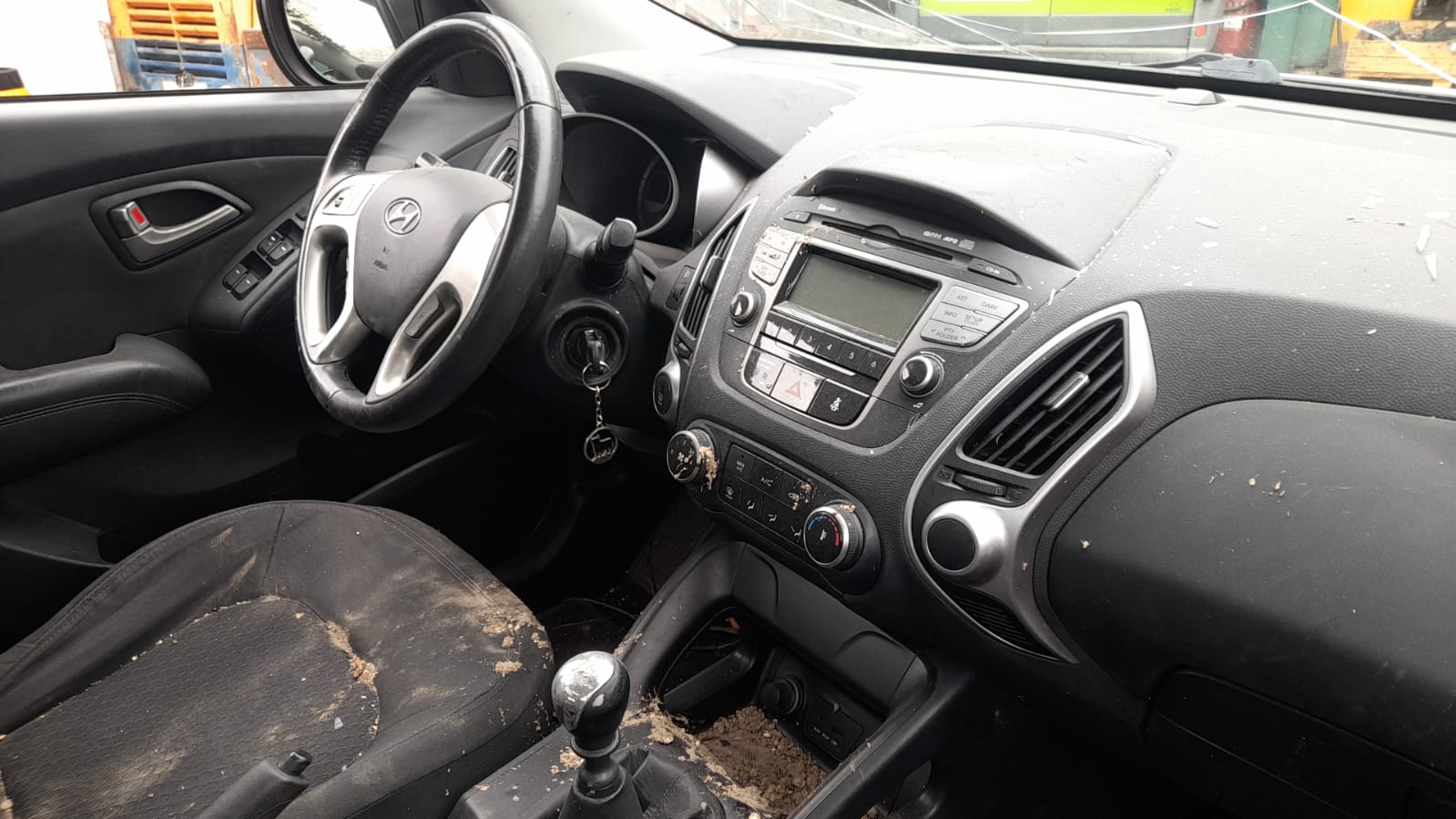 HYUNDAI ix35 1 generation (2009-2015) Aizmugurējais buferis 866112Y000 23563099