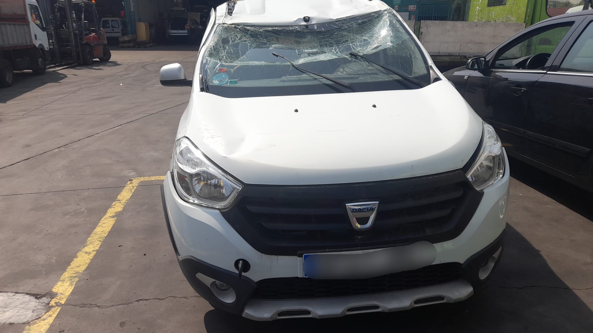 DACIA Lodgy 1 generation (2013-2024) Priekinė dešinė apatinė šakė 545006623R 21352623