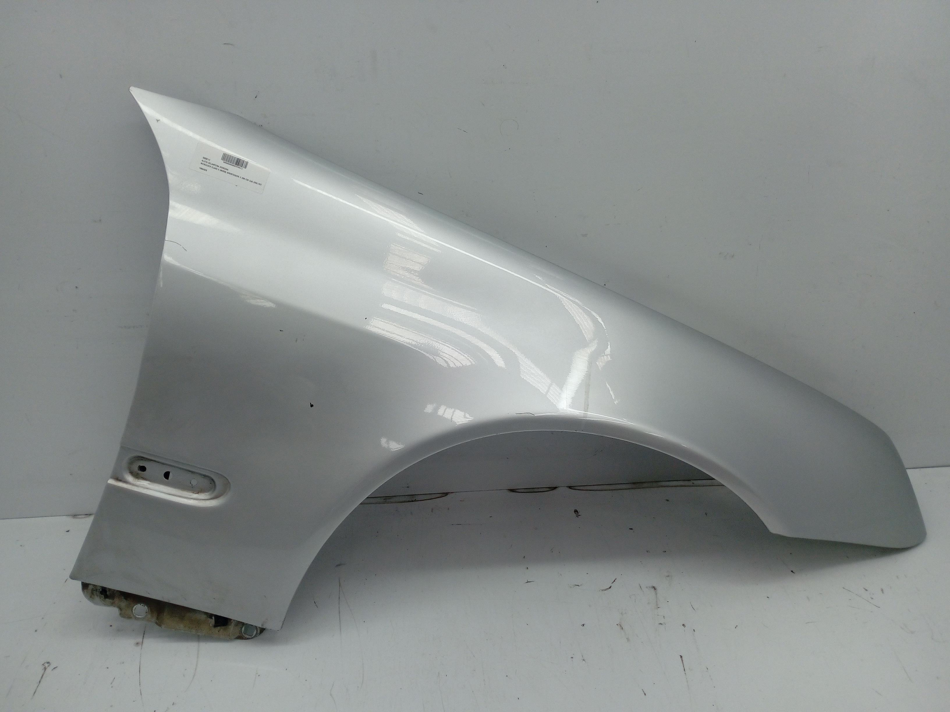 MERCEDES-BENZ CLC-Class CL203 (2008-2011) Front Right Fender A2038800418 25755412