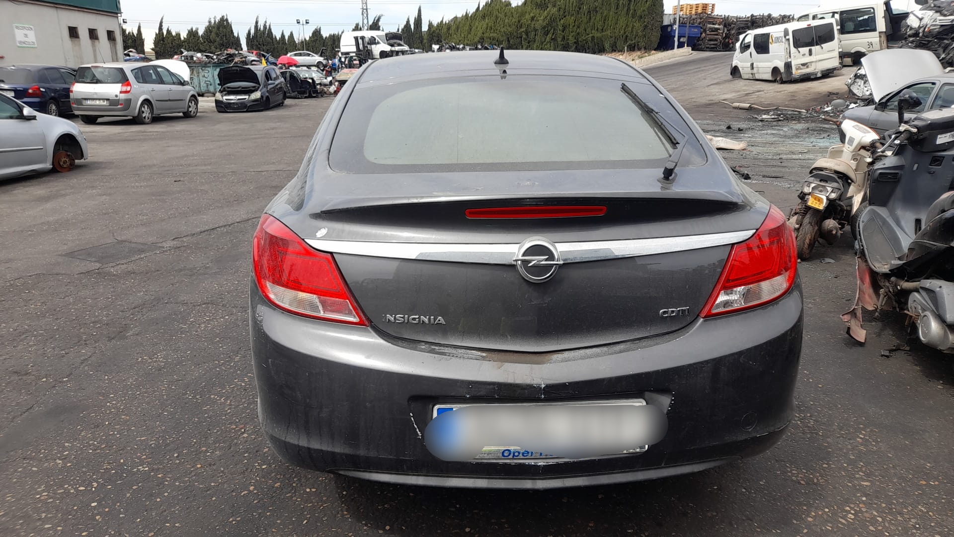 OPEL Insignia A (2008-2016) Задня ліва дверцята 13274122 18645842