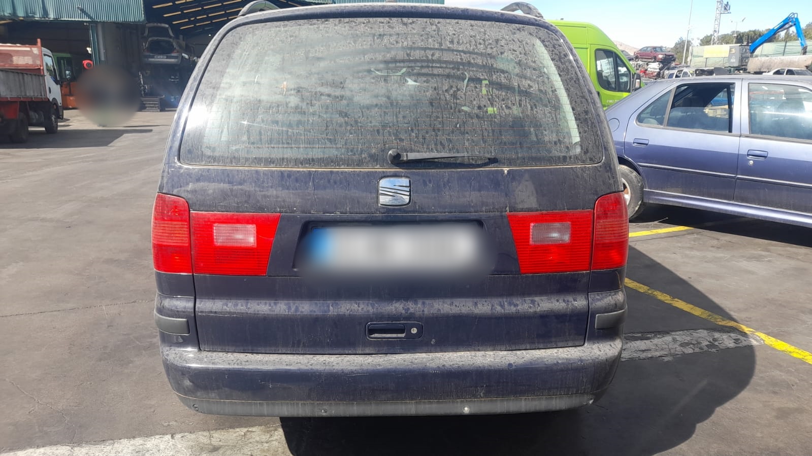 SEAT Alhambra 1 generation (1996-2010) Стеклоподъемник передней правой двери 7M0837462 25685791