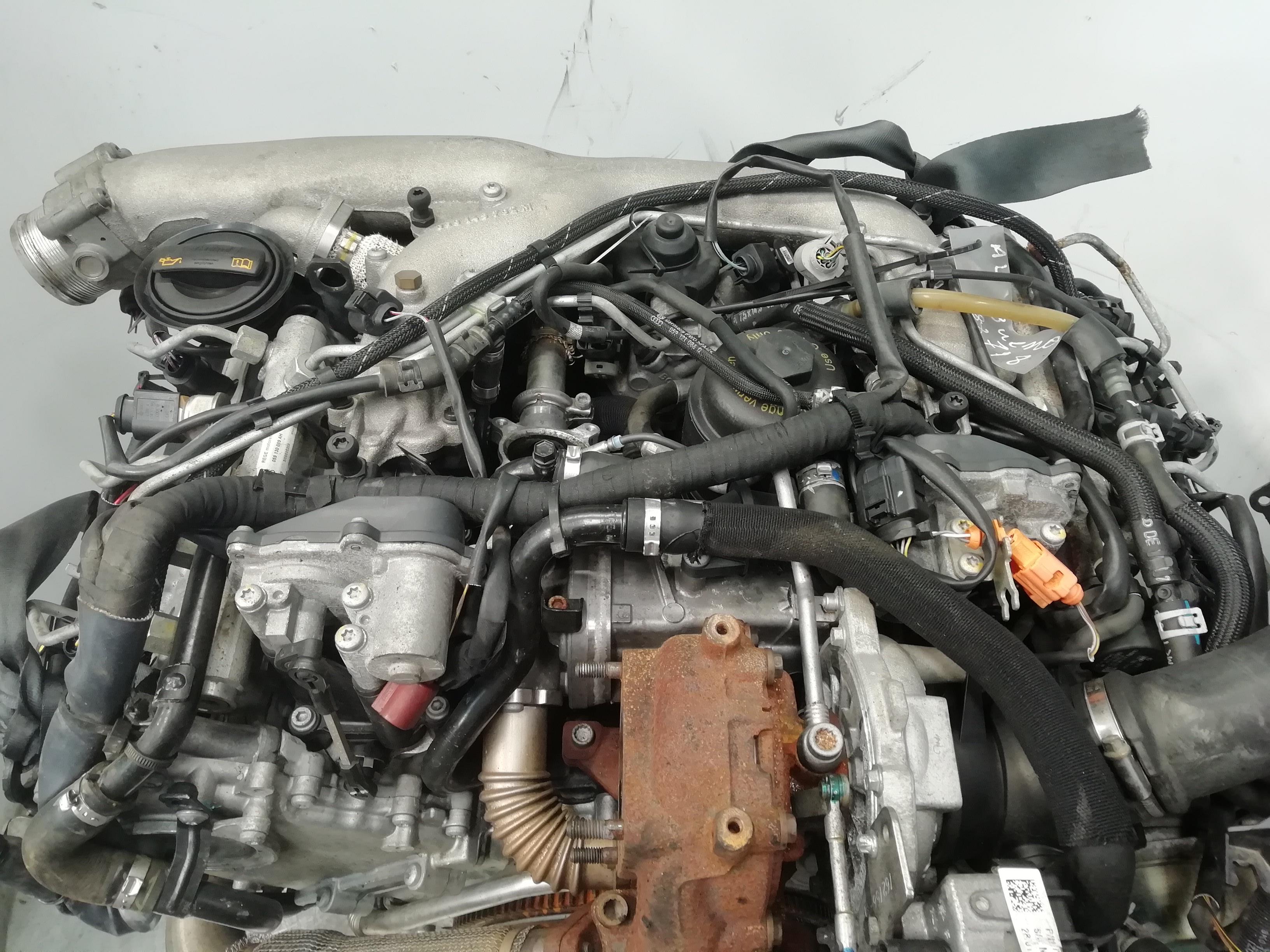 AUDI A4 B8/8K (2011-2016) Engine CGK 25268374