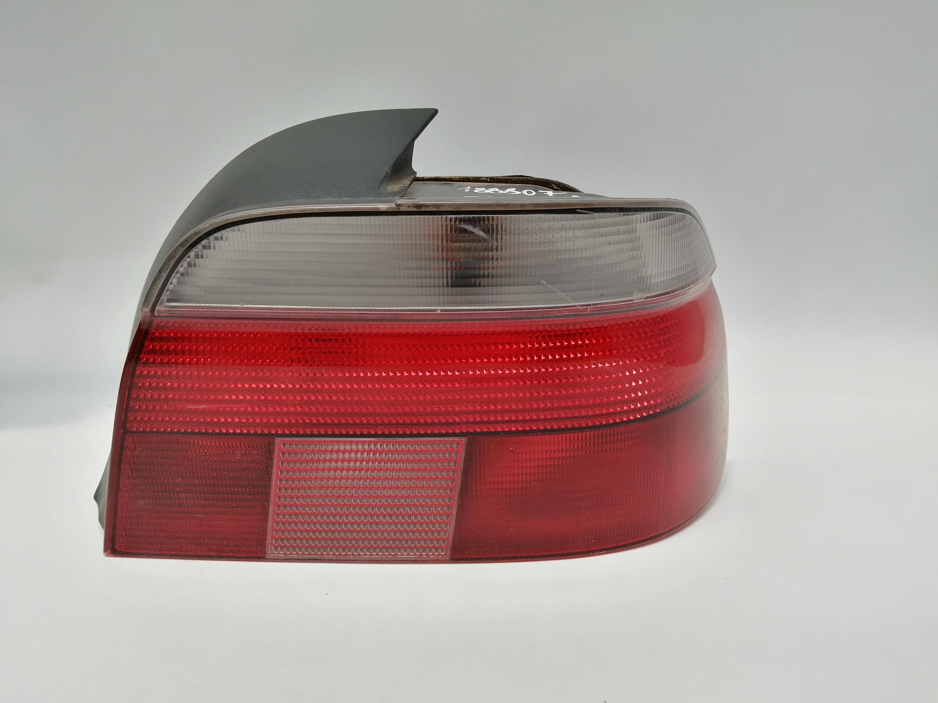 BMW 5 Series E39 (1995-2004) Rear Right Taillight Lamp 63218363558 25196814