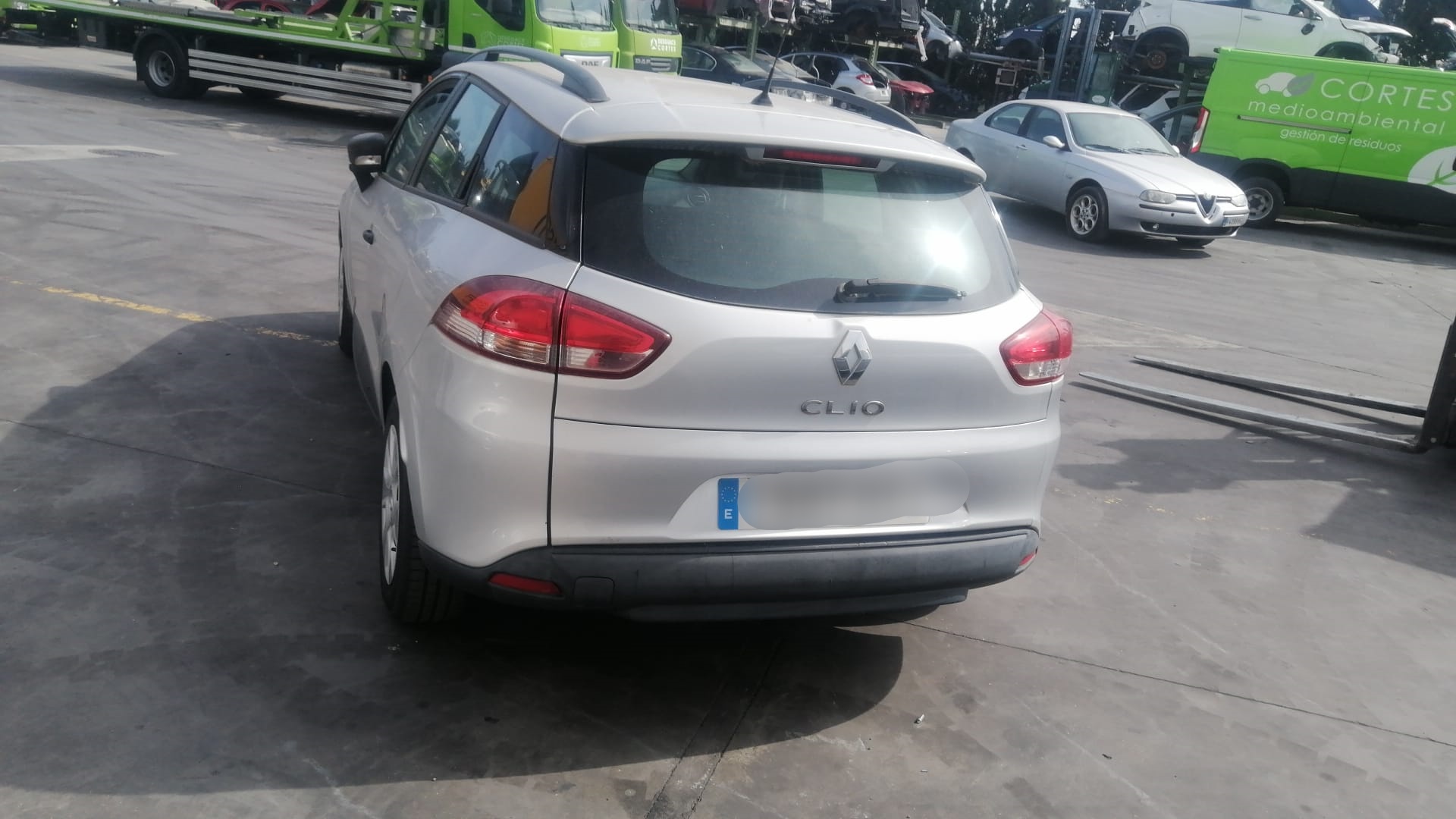 RENAULT Clio 2 generation (1998-2013) Стеклоподъемник передней левой двери 807213867R 18558008