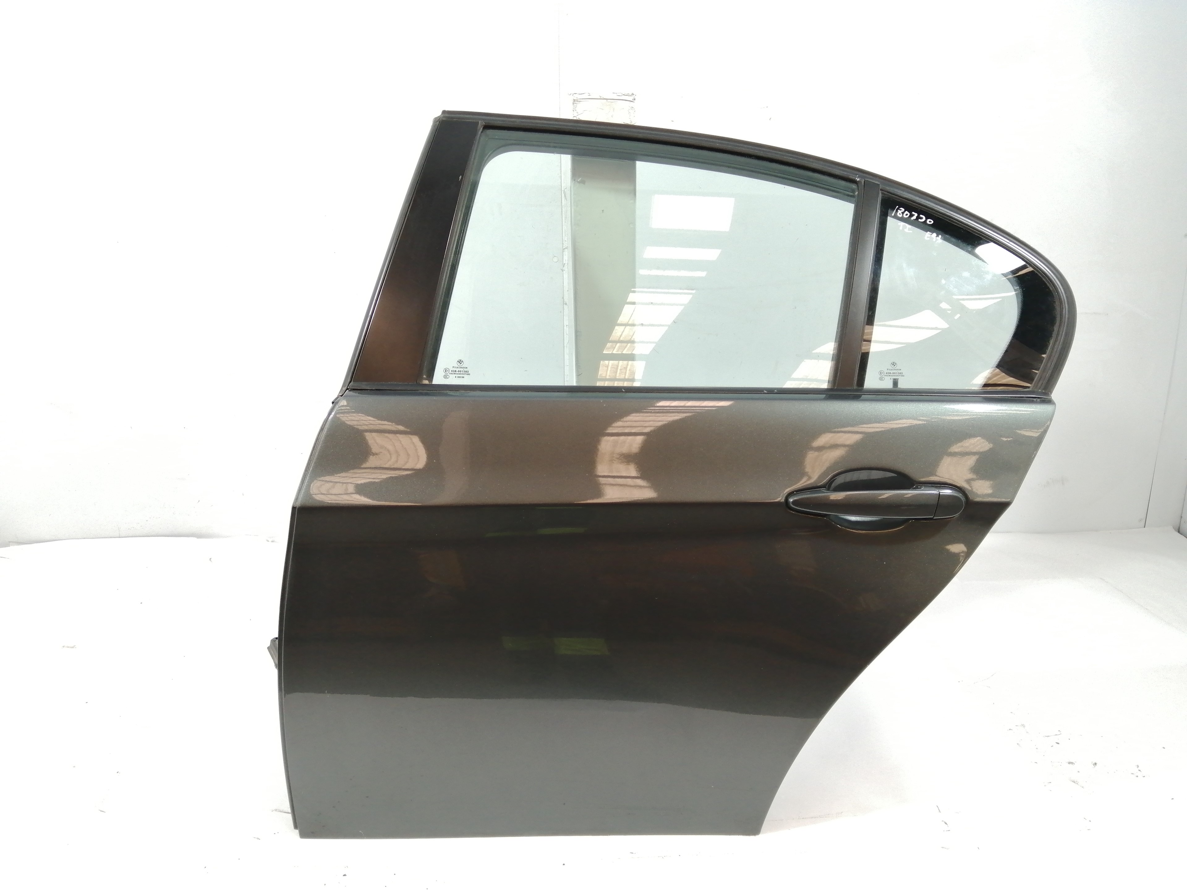 BMW 3 Series E90/E91/E92/E93 (2004-2013) Rear Left Door 41007203647 24012484