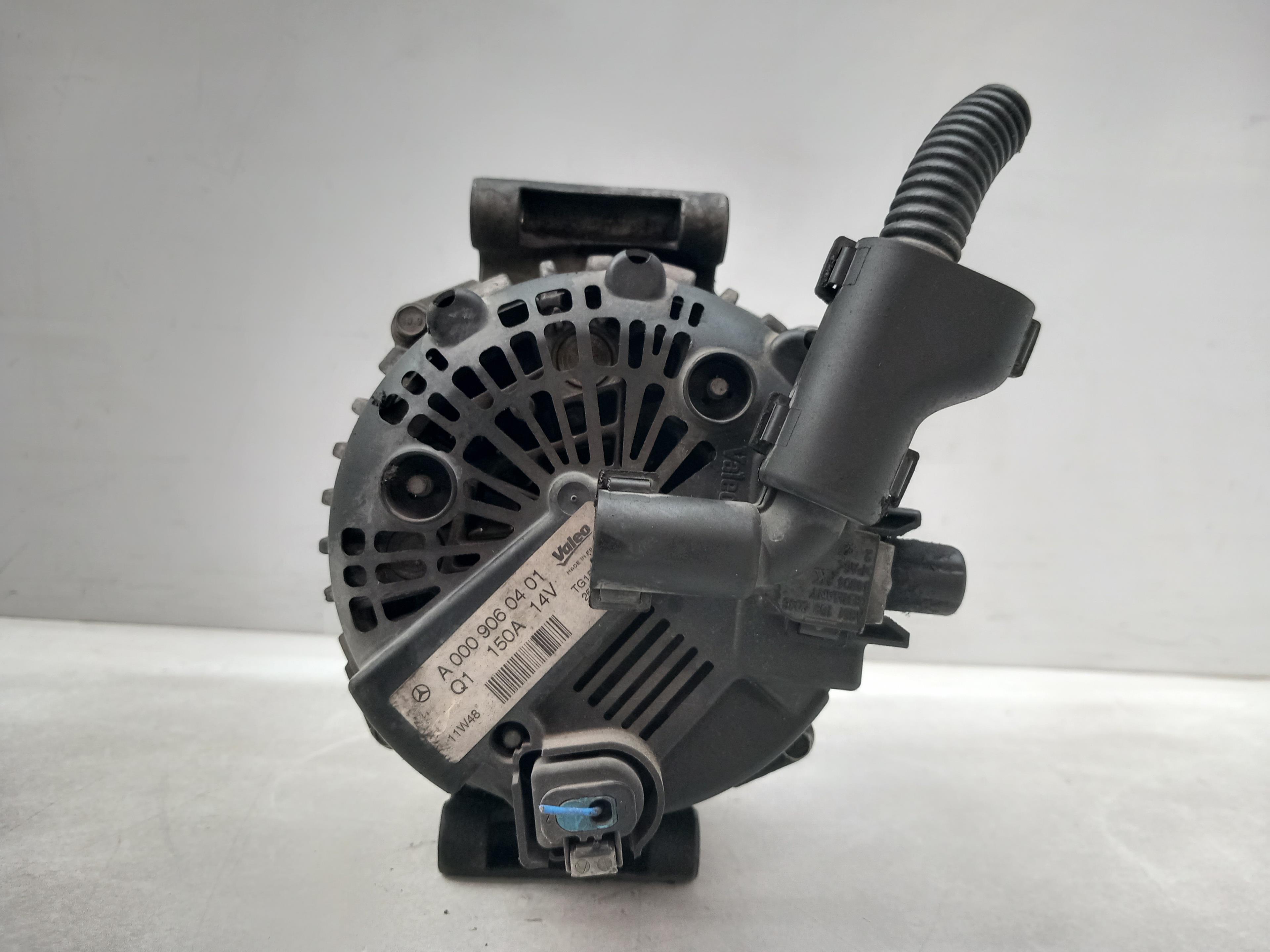 MERCEDES-BENZ C-Class W204/S204/C204 (2004-2015) Alternator A0009060401 25195856