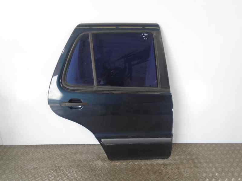 MERCEDES-BENZ M-Class W163 (1997-2005) Дверь задняя правая A1637301605 18474551