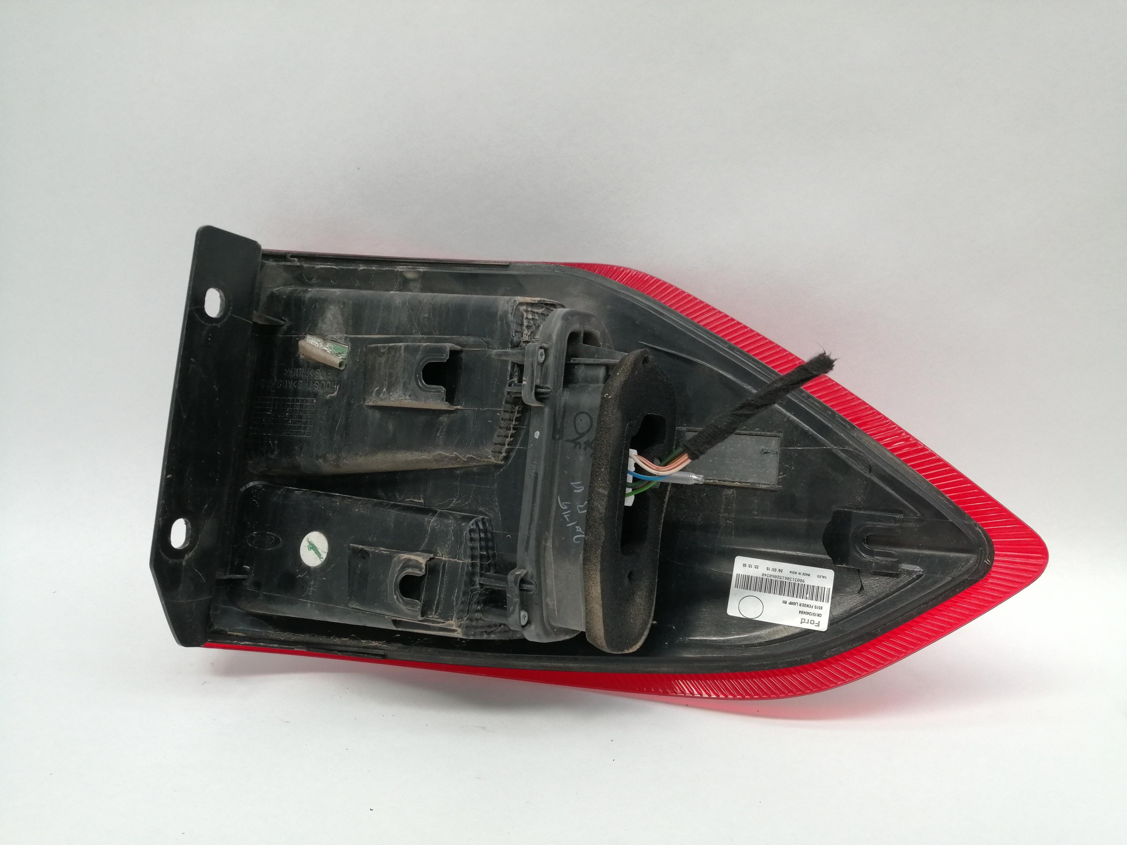 FORD EcoSport 1 generation (2003-2012) Rear Right Taillight Lamp 2304089 25267896