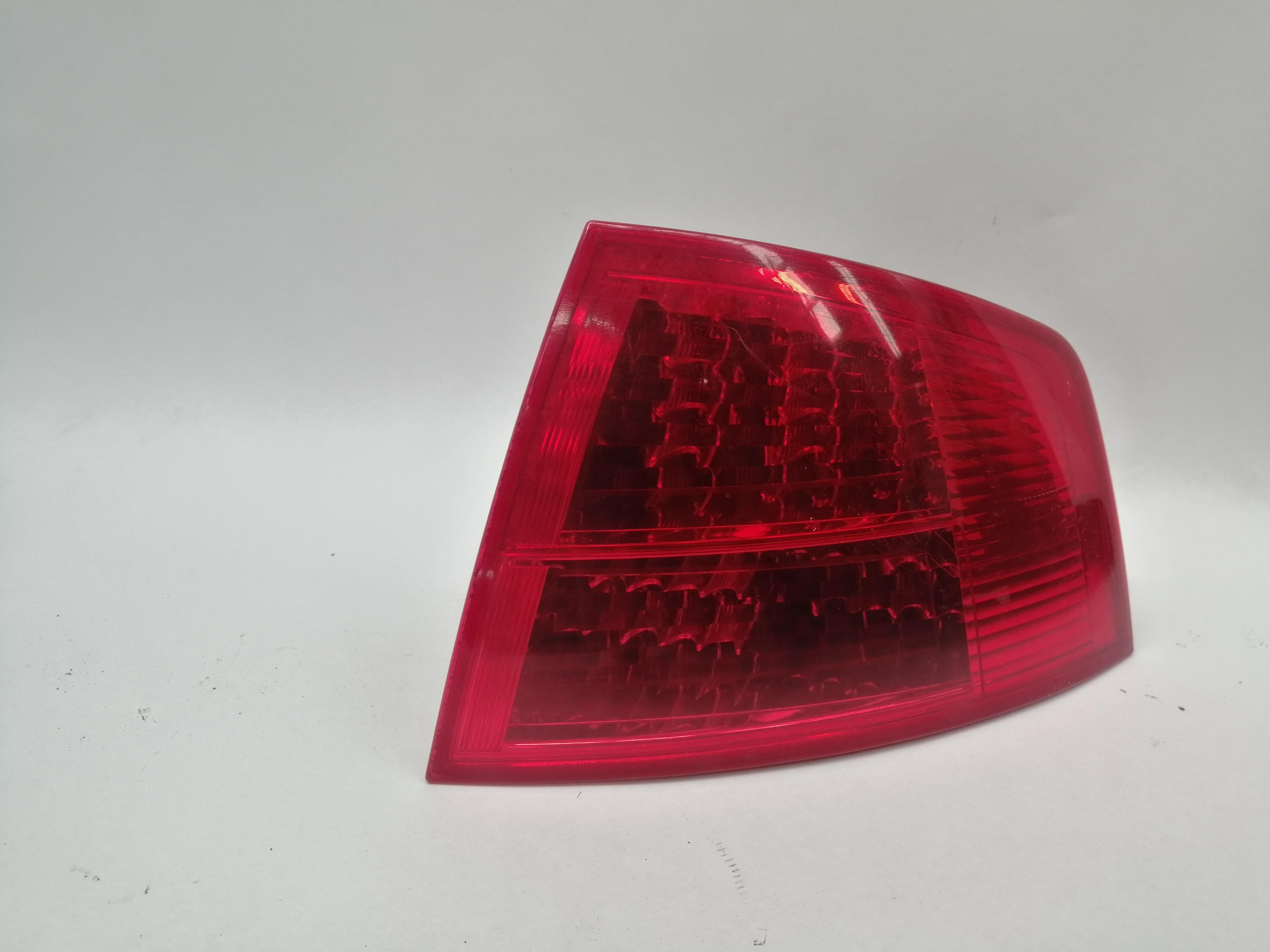 AUDI A8 D3/4E (2002-2010) Baglygte højre baglygte 4E0945096C, 4E0945096, 396002 25034623