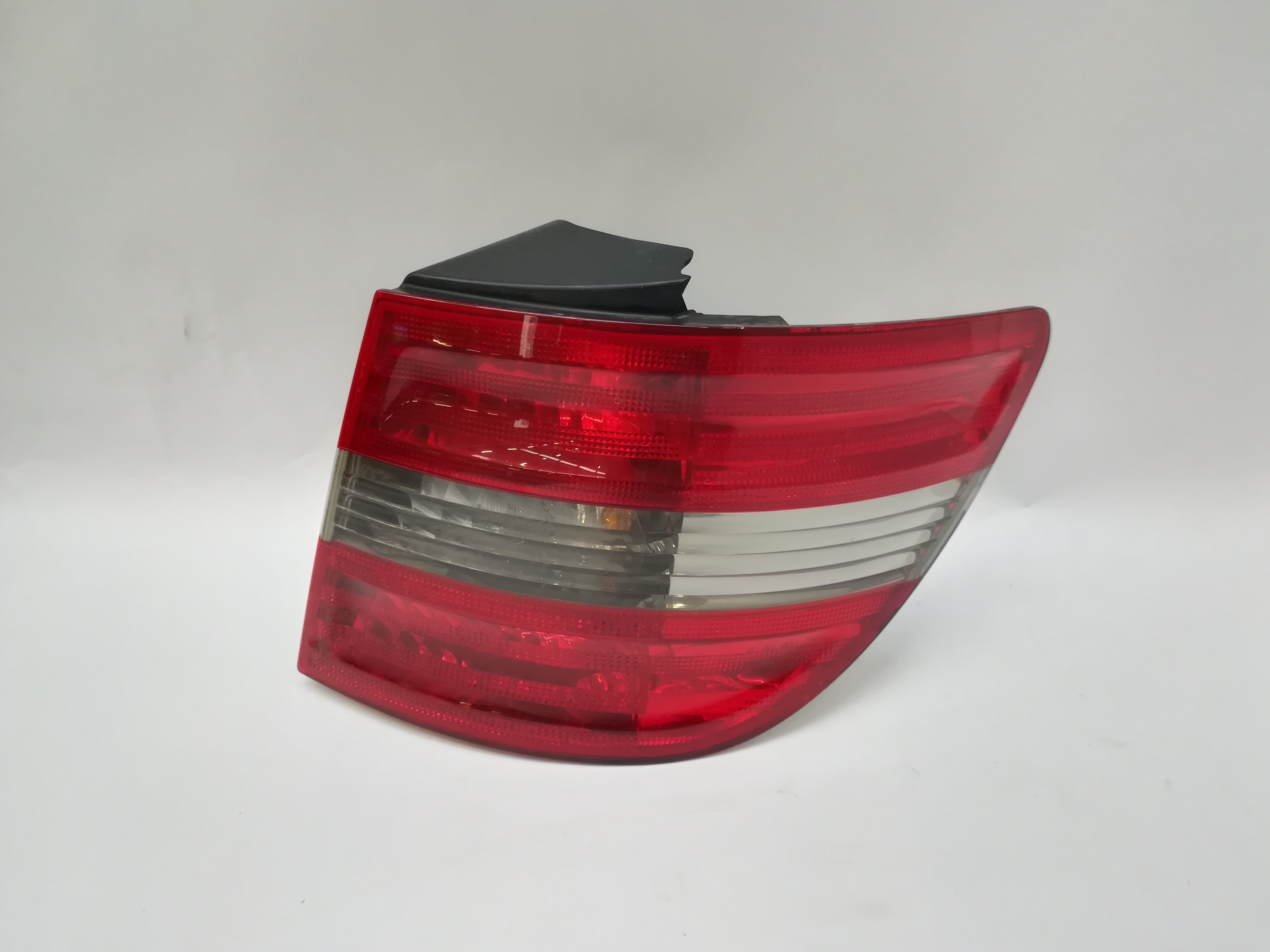 CHEVROLET B-Class W245 (2005-2011) Rear Right Taillight Lamp A1698202464 18352786