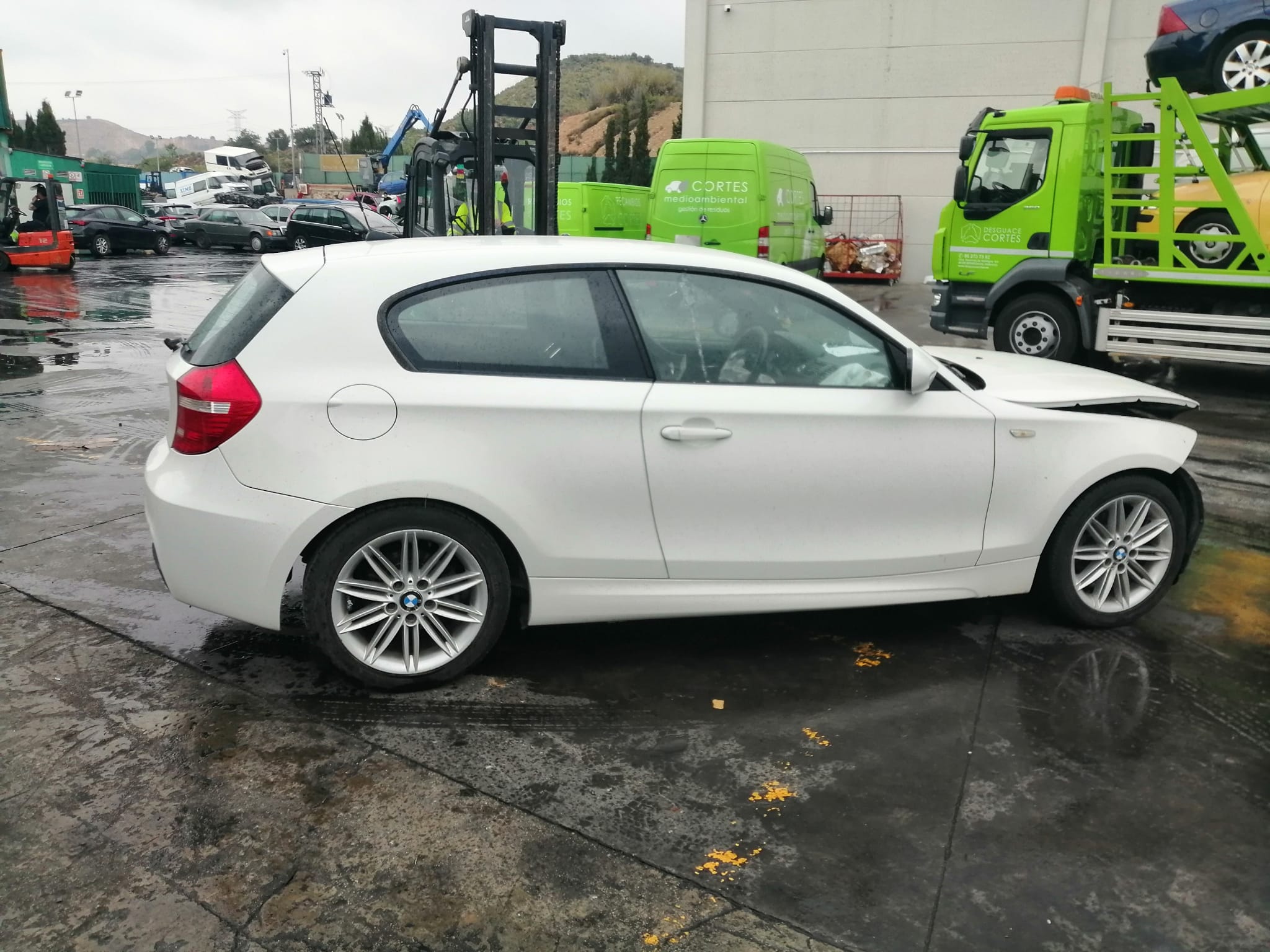 BMW 1 Series E81/E82/E87/E88 (2004-2013) Kairys skydelis nuo saulės (saulės apsauga) 51167252503 25200759