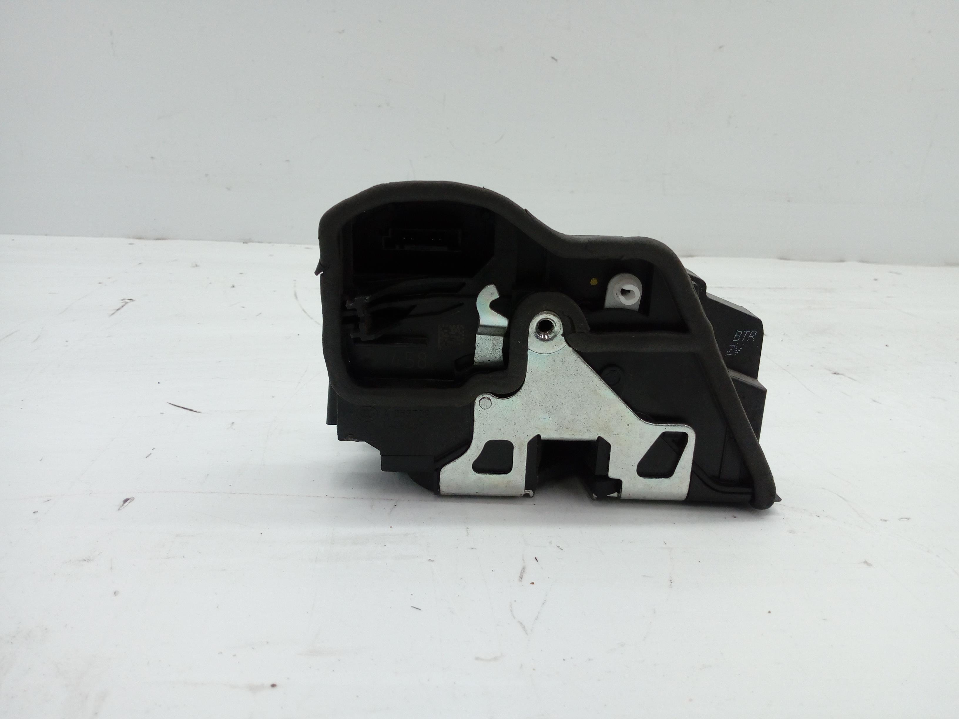 BMW 3 Series E90/E91/E92/E93 (2004-2013) Front Right Door Lock 51217229458 25221174