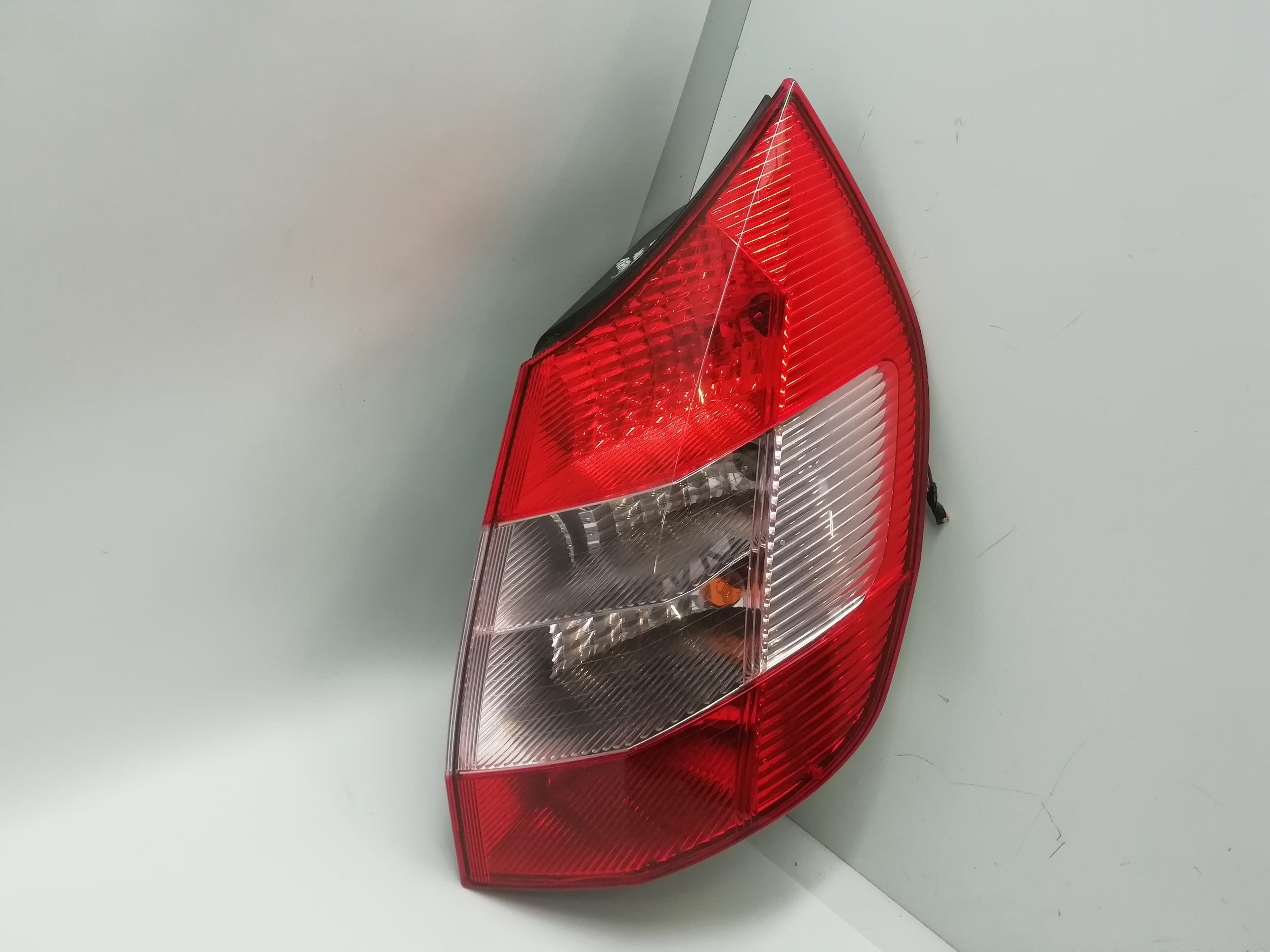 RENAULT Scenic 2 generation (2003-2010) Rear Right Taillight Lamp 8200127702 25187284