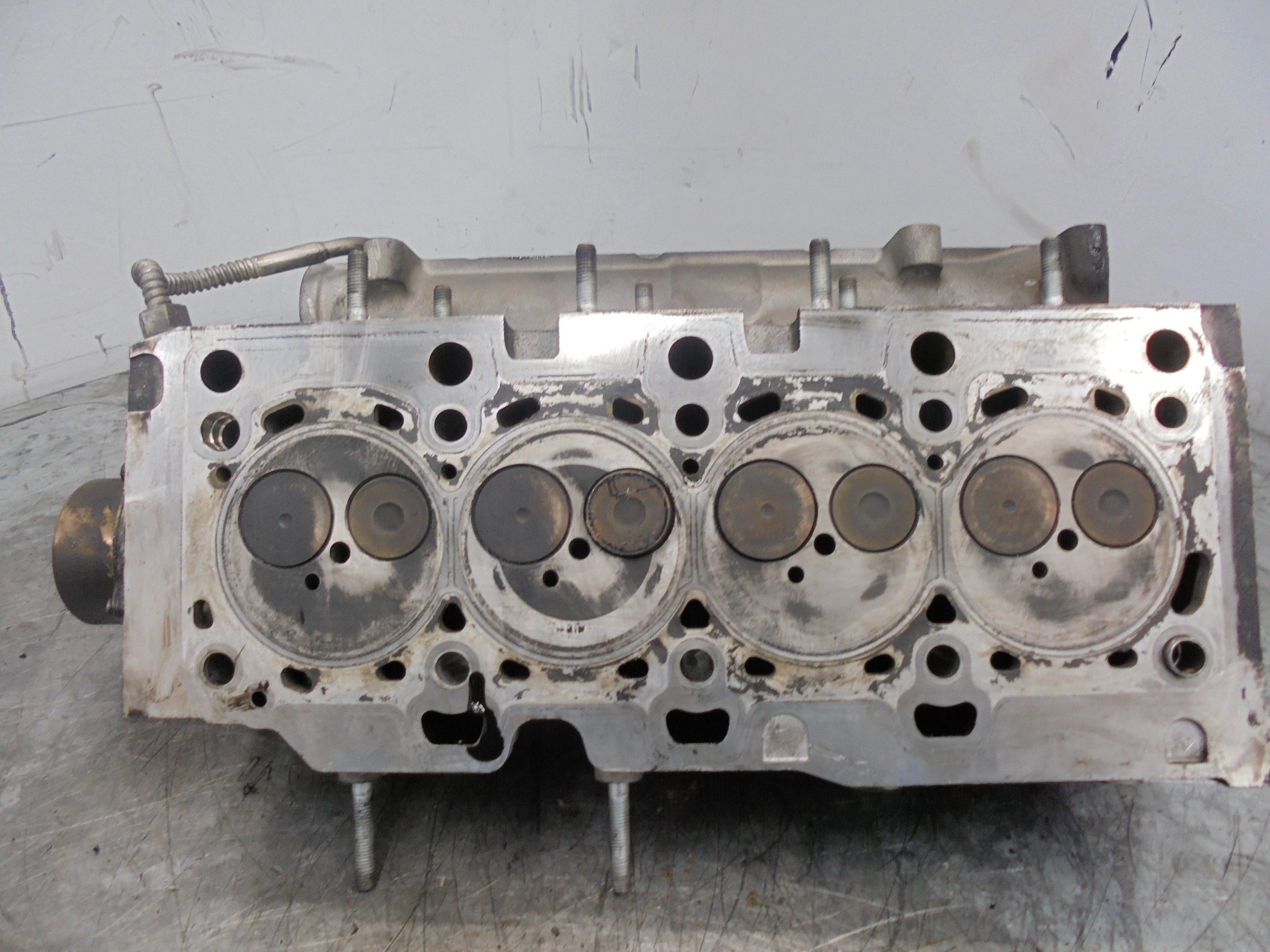 RENAULT Megane 2 generation (2002-2012) Engine Cylinder Head 25175468