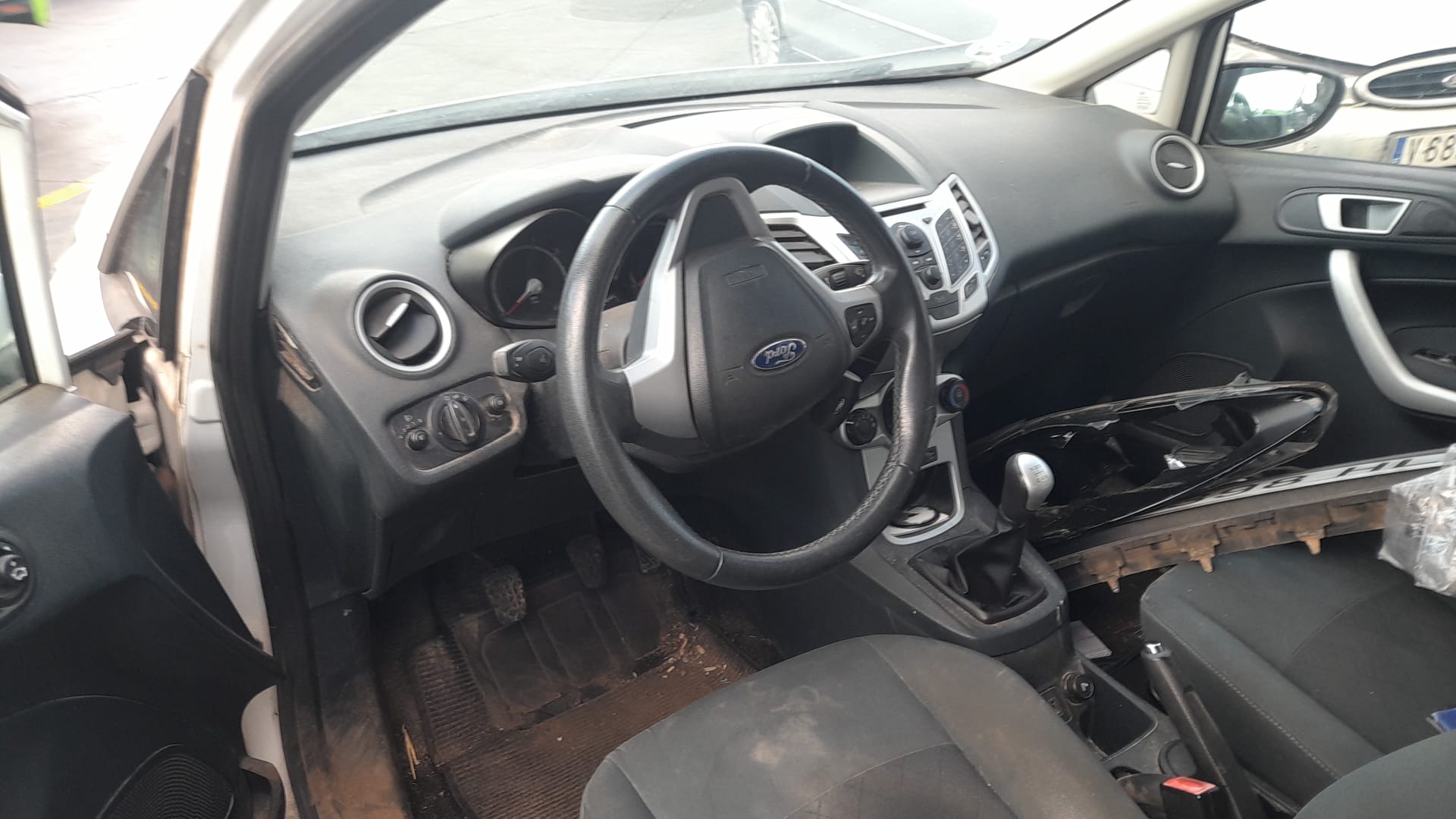 FORD Fiesta 5 generation (2001-2010) Priekinių dešinių durų spyna 2048282 24028942