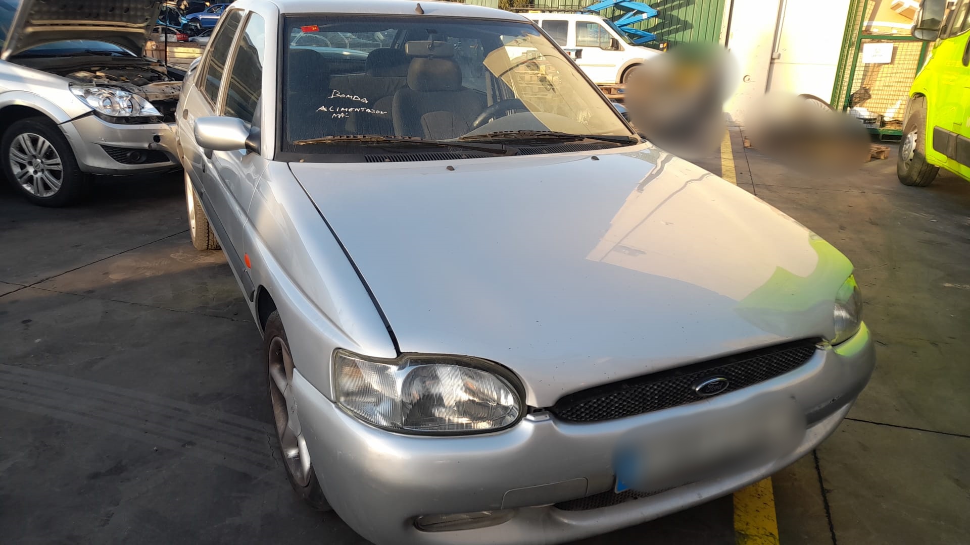 FORD Escort 5 generation (1990-2000) Дверь передняя левая 1055095 24548437