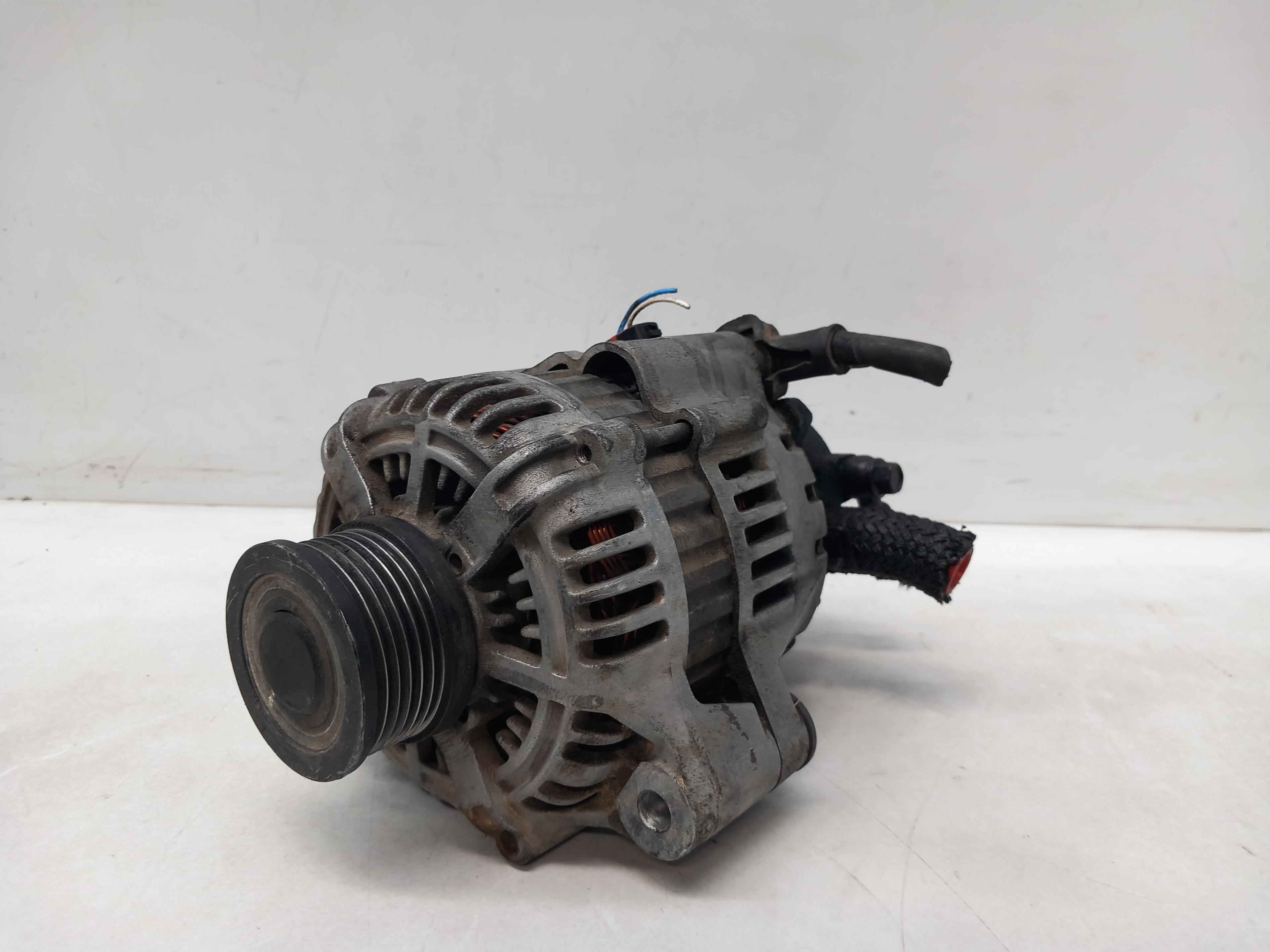 HYUNDAI Santa Fe SM (2000-2013) Alternator 3730027012,3730027012 24463321