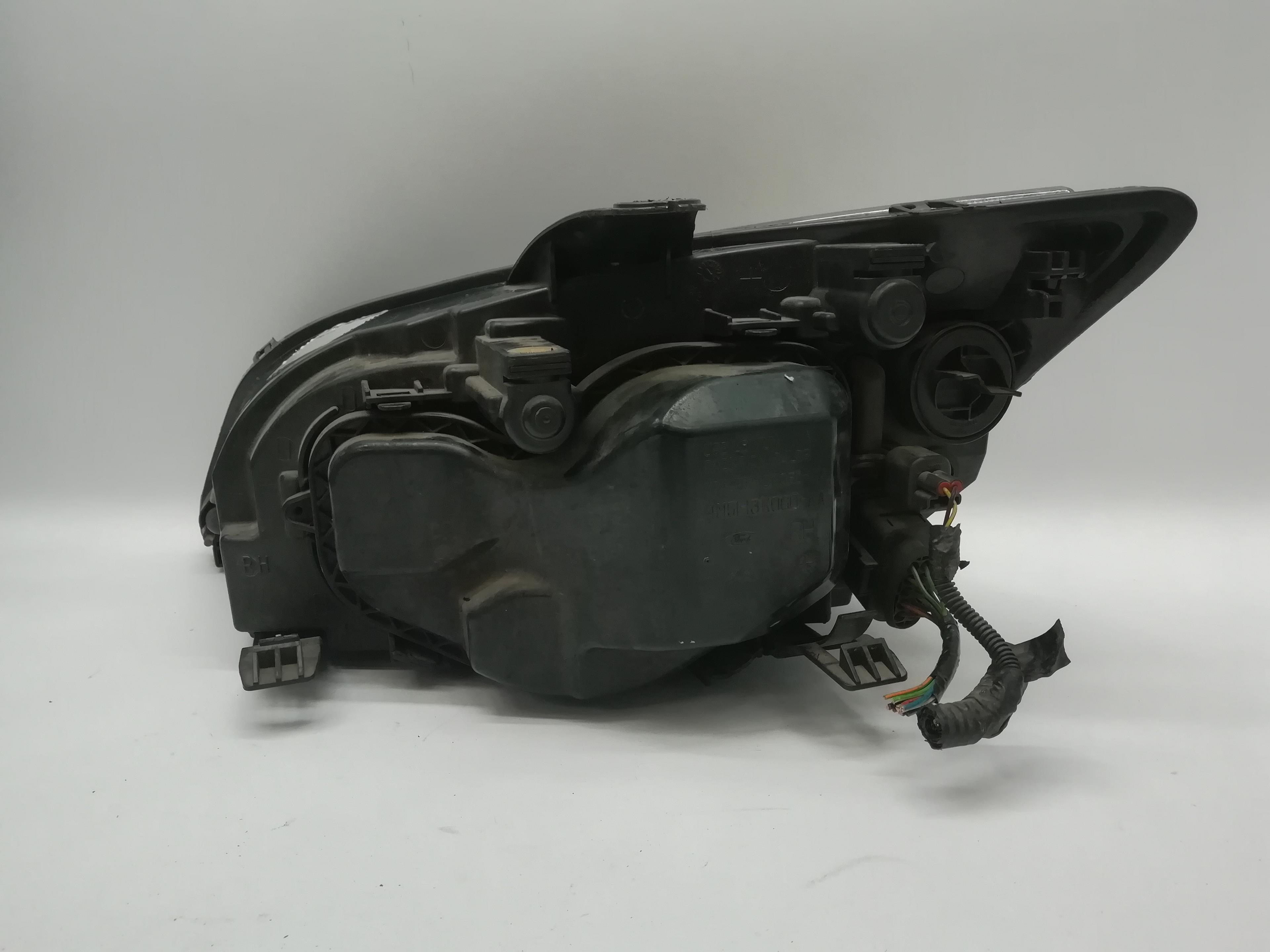 FORD Focus 2 generation (2004-2011) Front Right Headlight 1483060 25187273