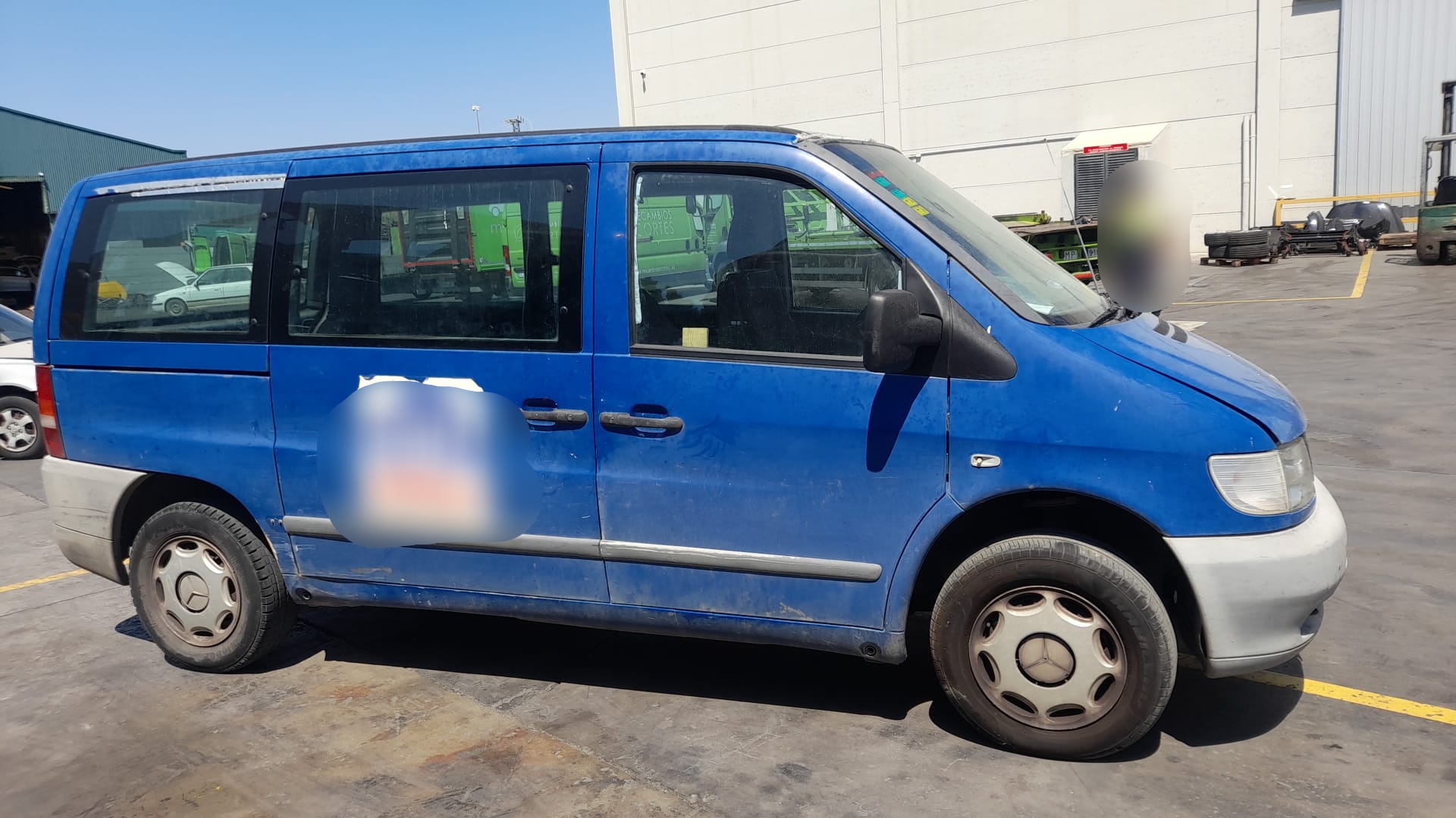 RENAULT Vito W638 (1996-2003) Vänster främre dörrfönsterbrytare A0045458807 20811395