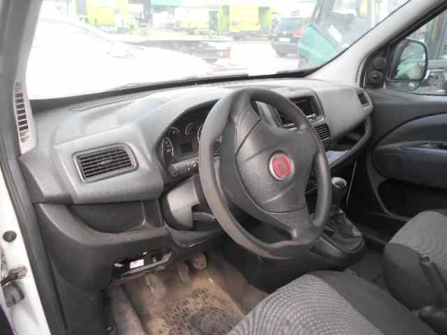 FIAT Priekinių kairių durų stiklo pakelėjas 51810880 18388185