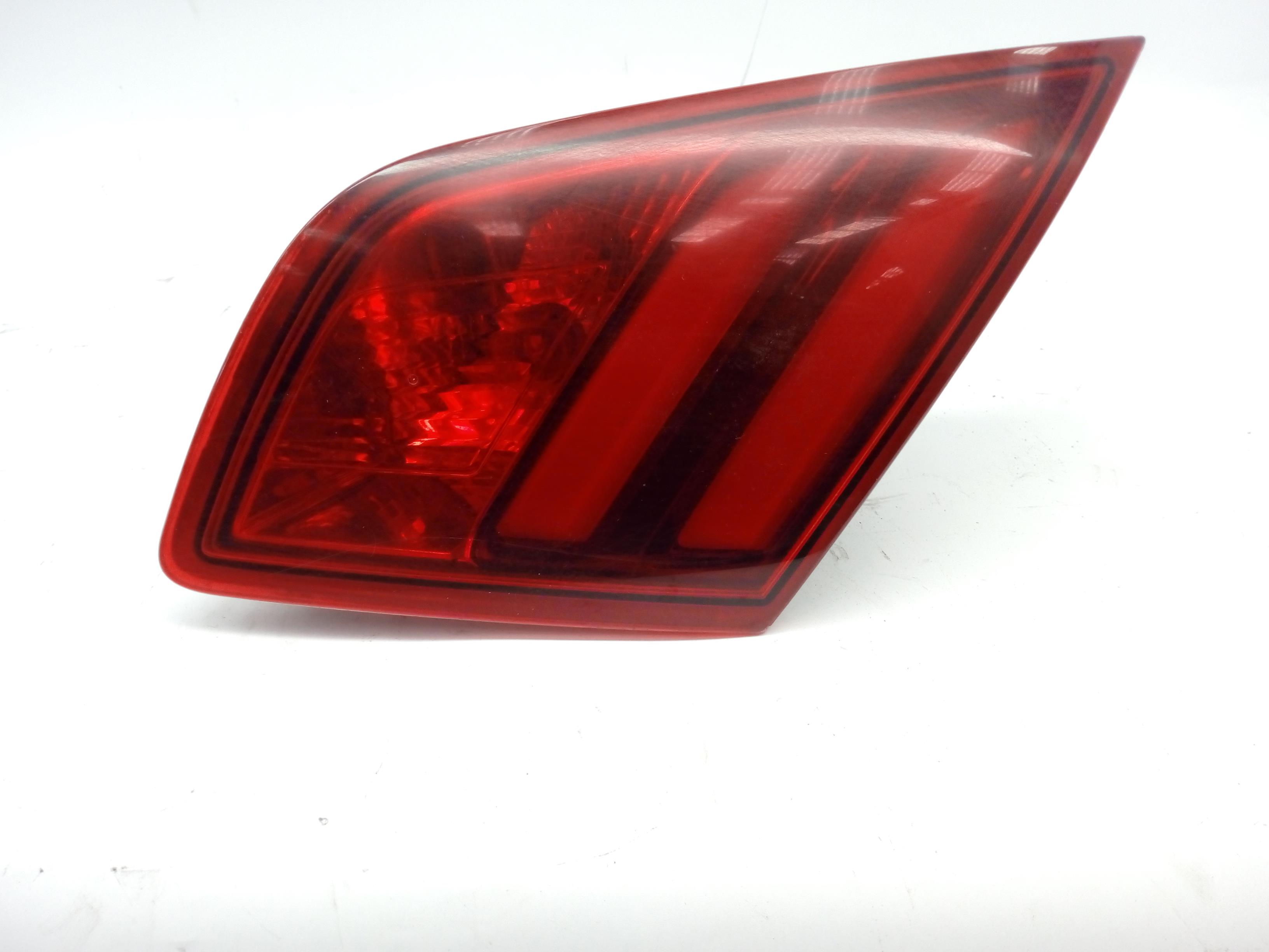 PEUGEOT 308 T9 (2013-2021) Rear Right Taillight Lamp 9677818280 24769348