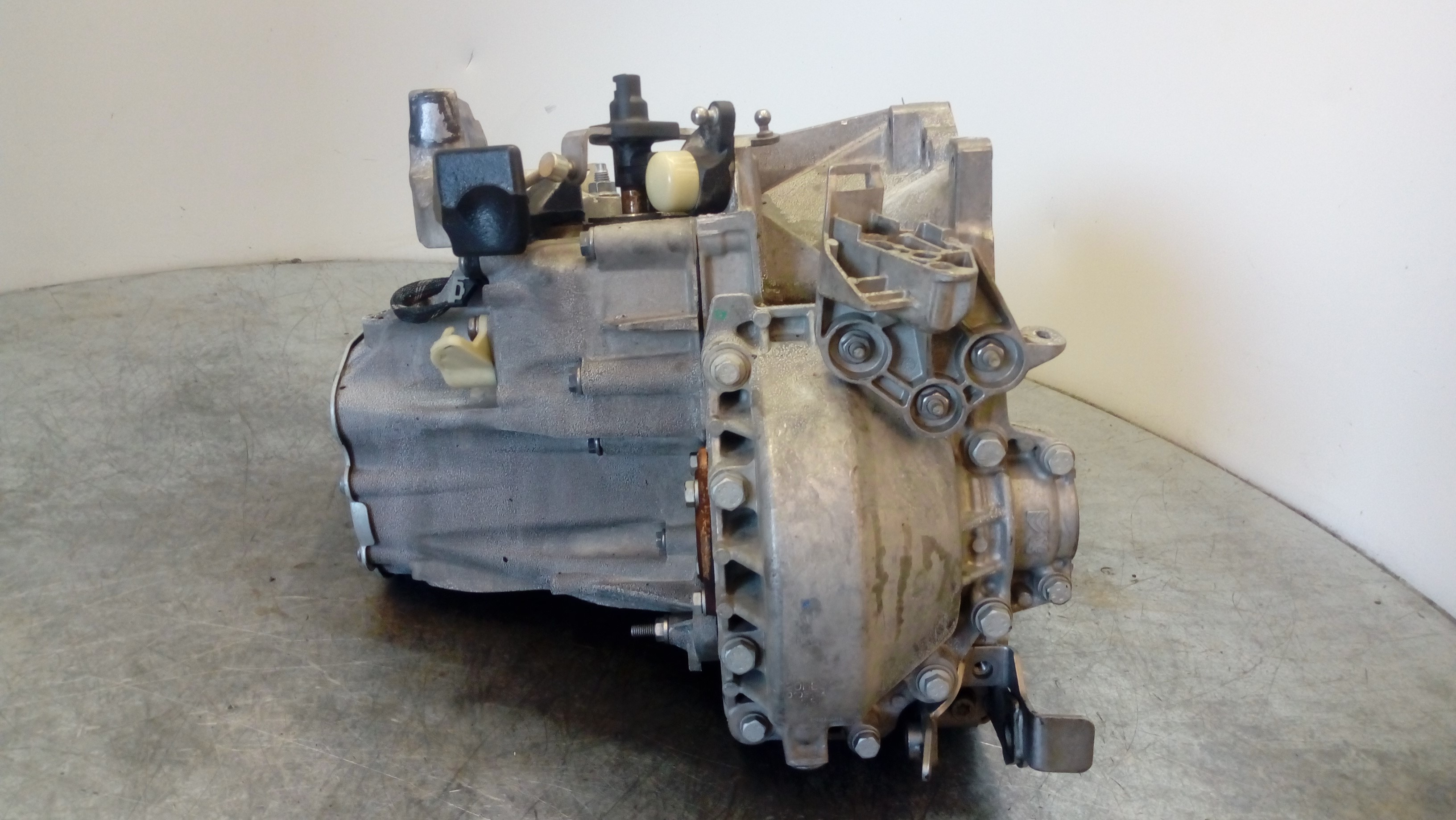 CITROËN C4 Picasso 2 generation (2013-2018) Gearbox 20MB32 25204753