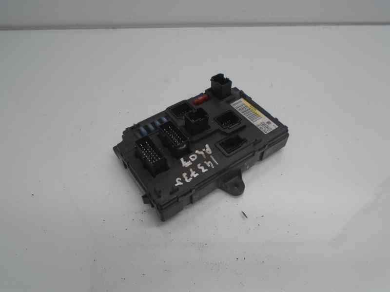 PEUGEOT 407 1 generation (2004-2010) Fuse Box 9656148180 18467804