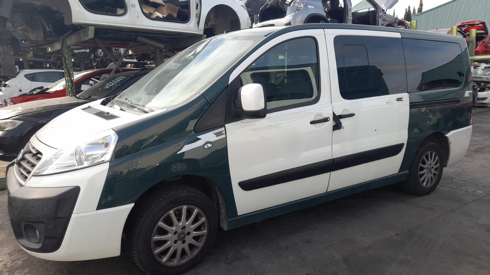 FIAT Scudo 2 generation (2007-2016) Kairės pusės šoninės durys 1400428788 24025126